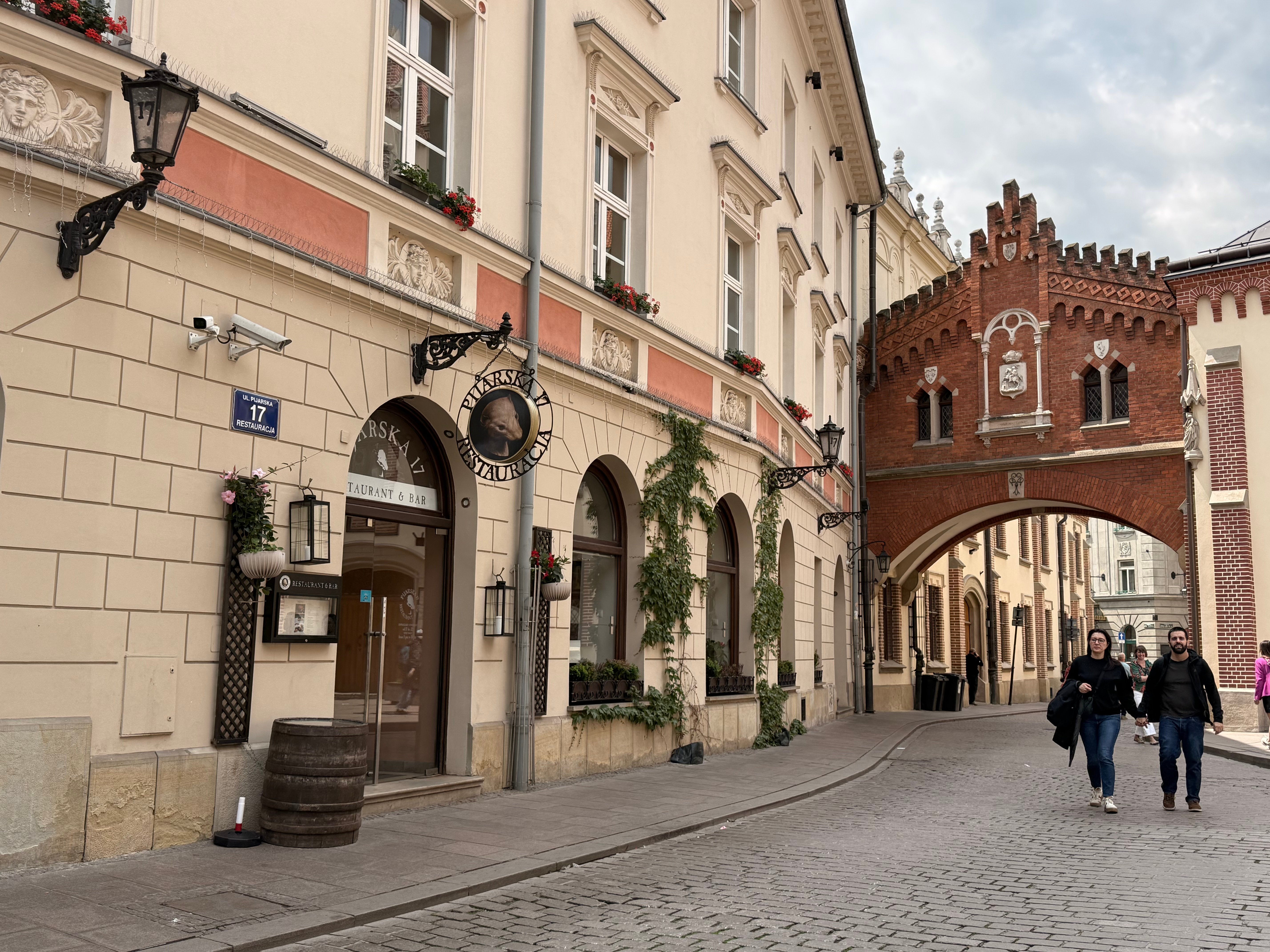 2025 一個人的歐洲獨旅。第三季。Day 9：我學會面對獨自旅行的孤單了嗎？