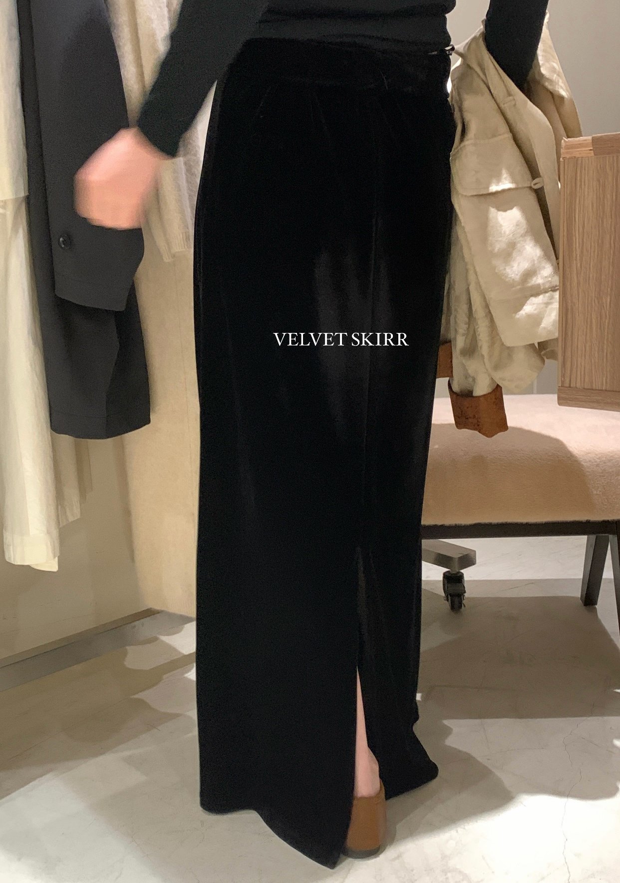 改版很多次我們一直在穿的絲絨群velvet