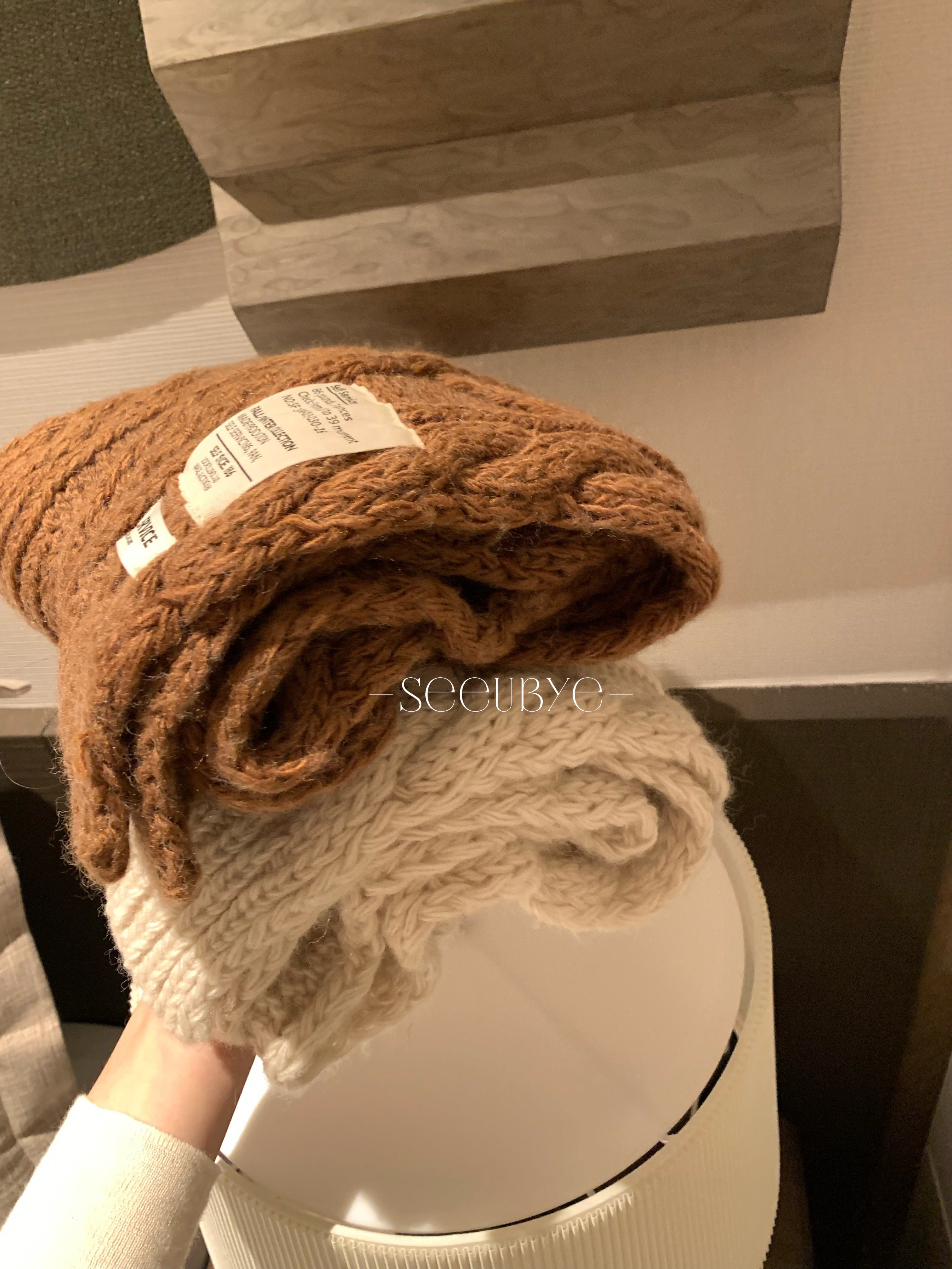 Knittibg 坑條圍巾