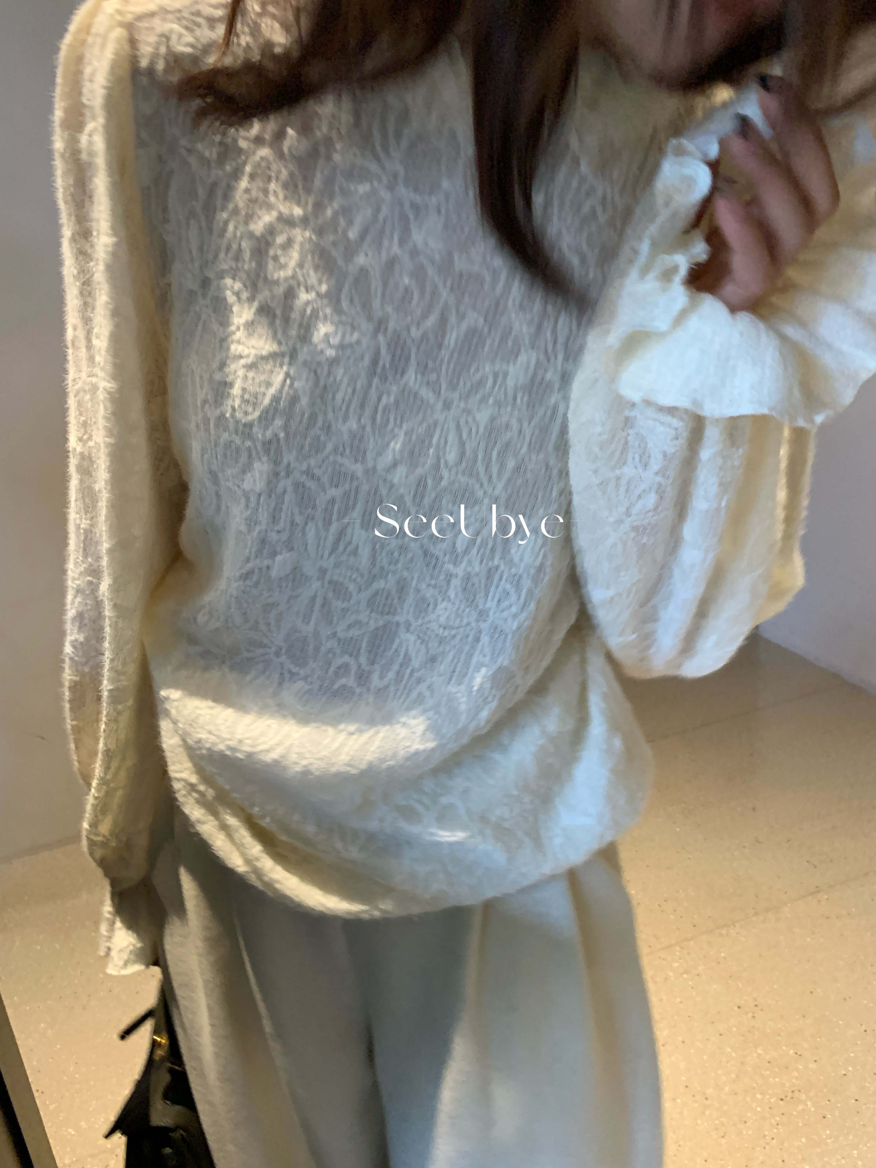 有點貴氣｜蕾絲邊邊提花jacquard weave