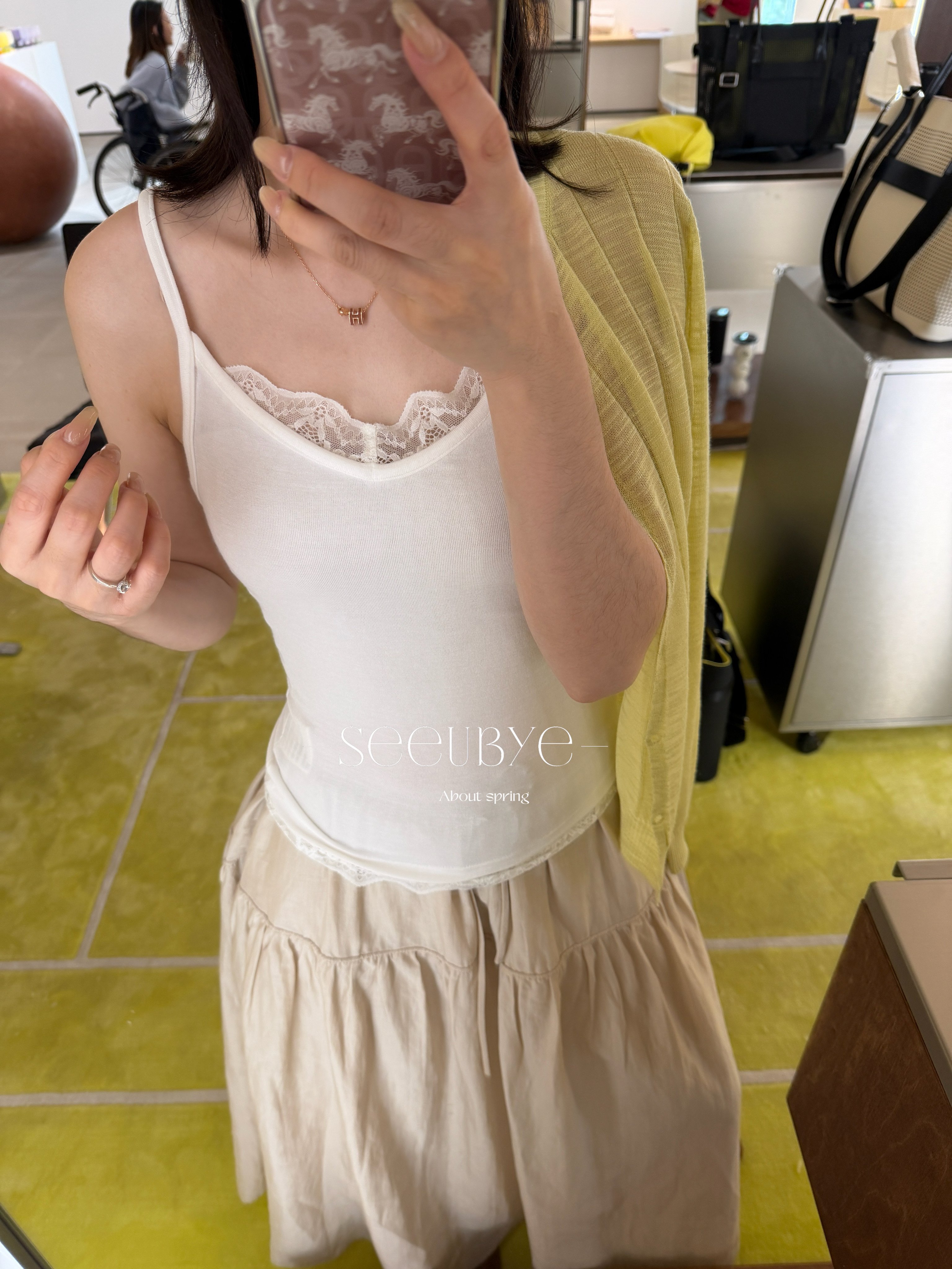 贏在料子上｜天絲蕾絲吊帶｜疊在裡面都很吸睛