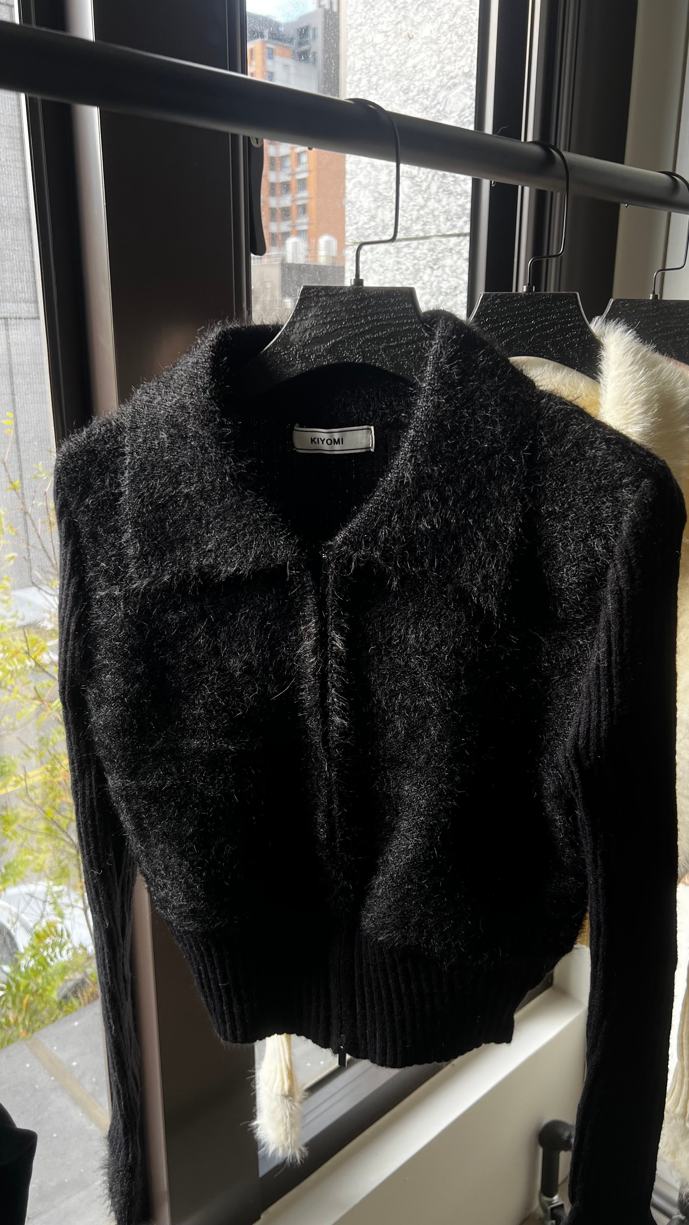 L131 純色針織外套