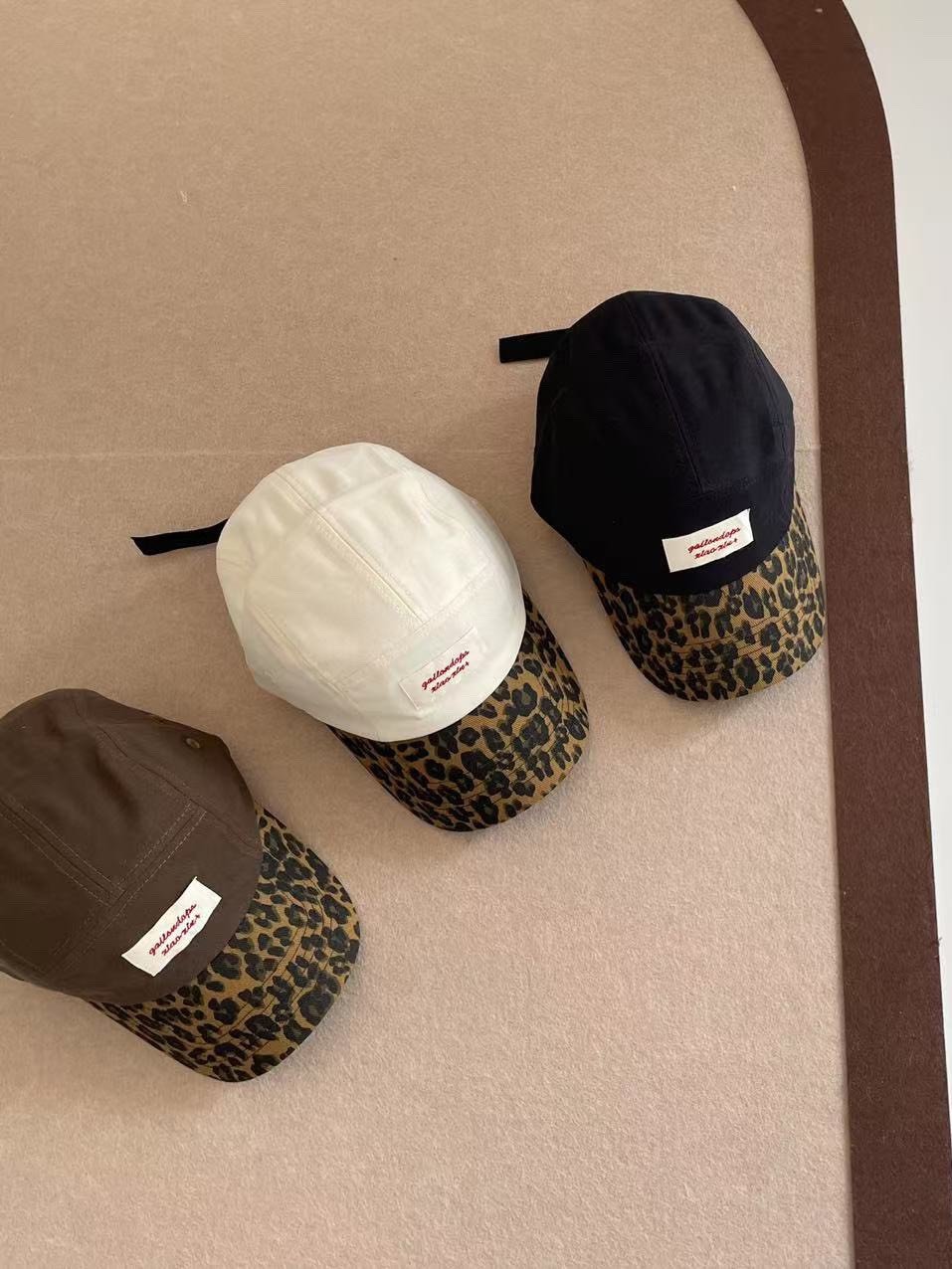 秋季復古豹紋拚色鴨舌帽