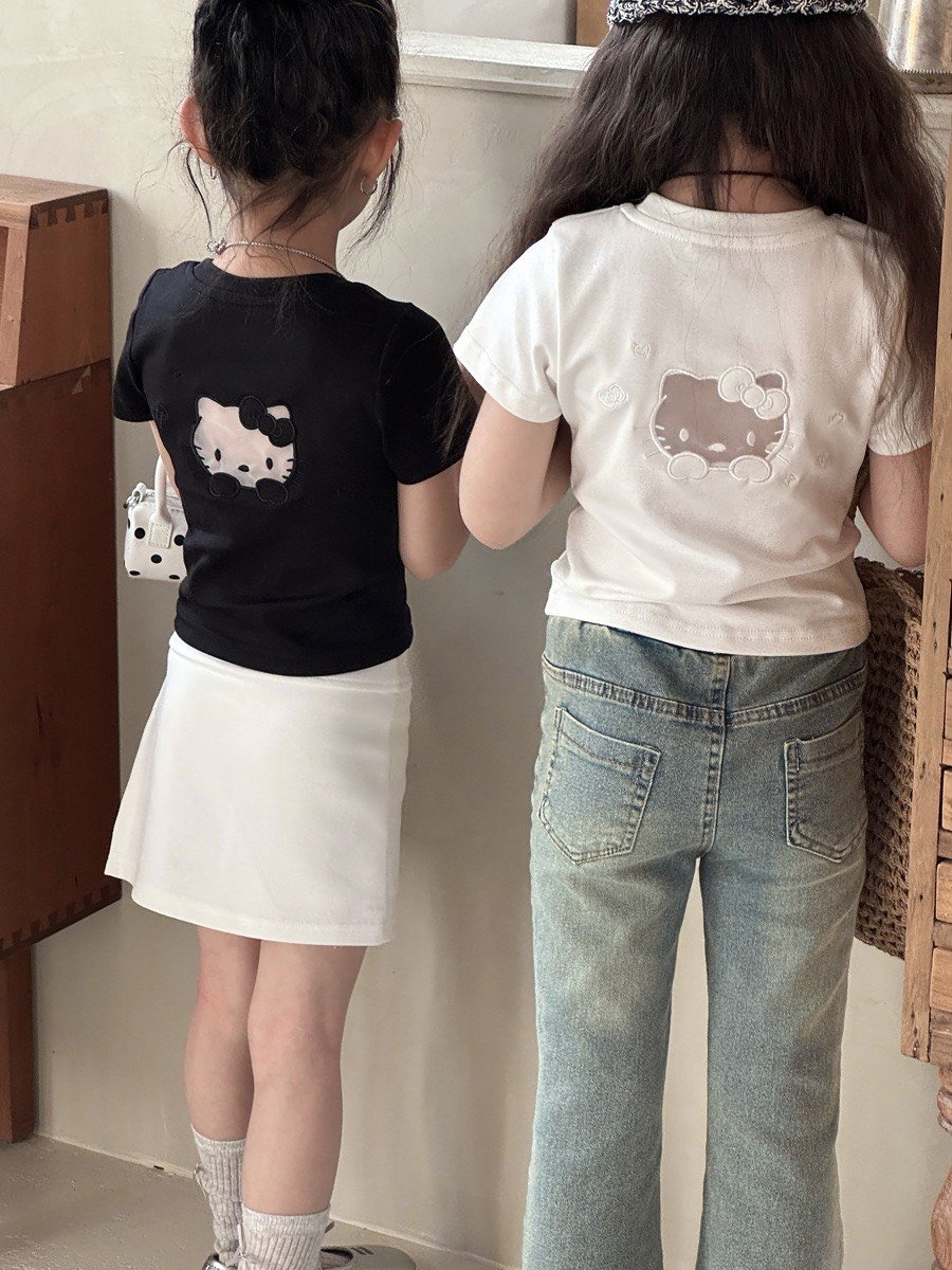 韓系KT刺繡簍空上衣