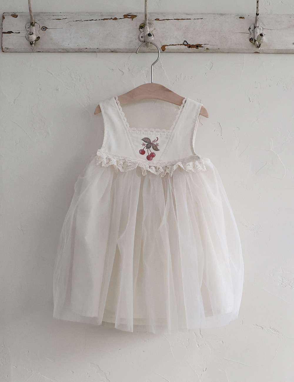 15527浪漫櫻桃背心裙(兩色)