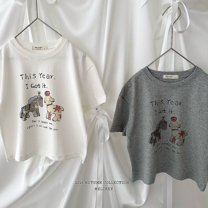 MELIKEY22上衣(兩色) MELIKEY22上衣(兩色)