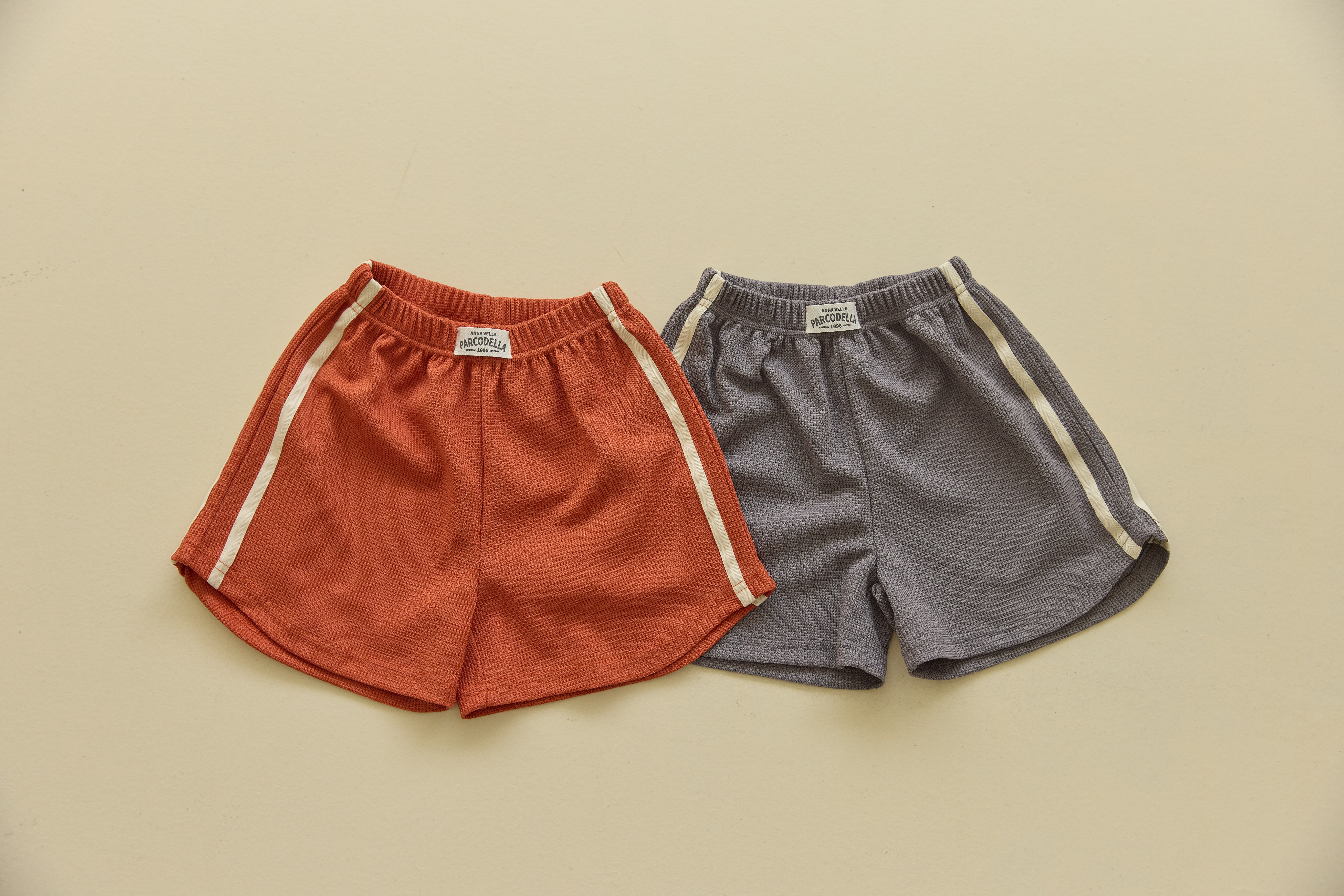 042370線條短褲(兩色)