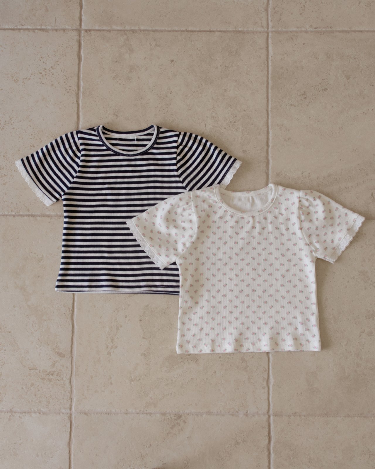 032706條紋花上衣(兩色)