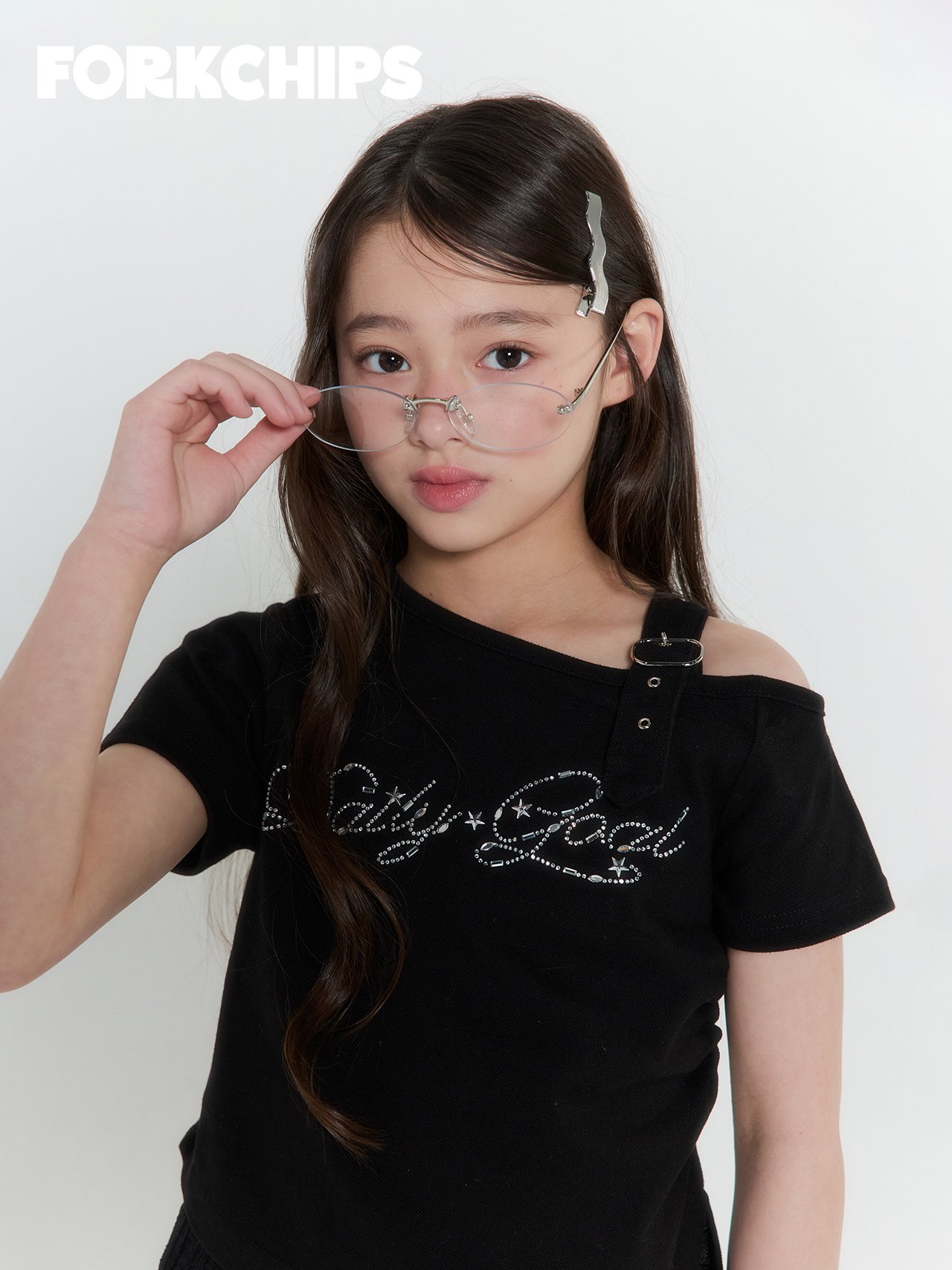 042047造型英文上衣(兩色)