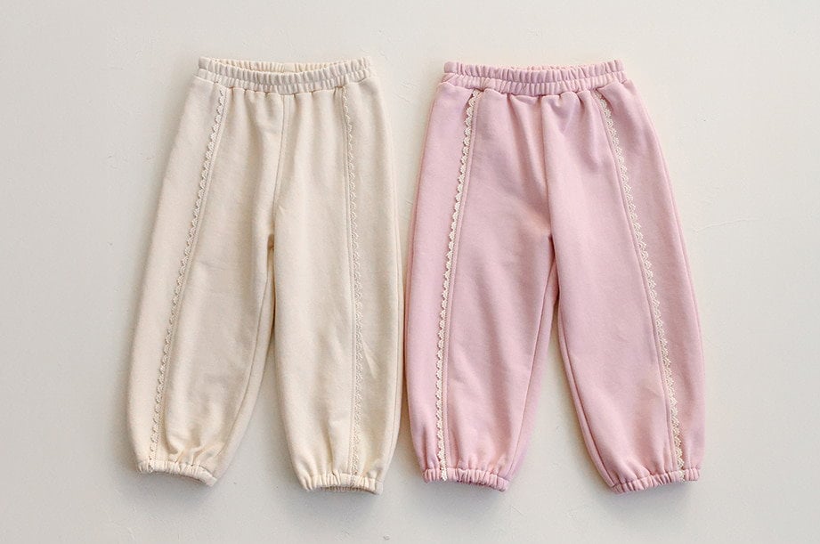 15519花邊束口褲(兩色)