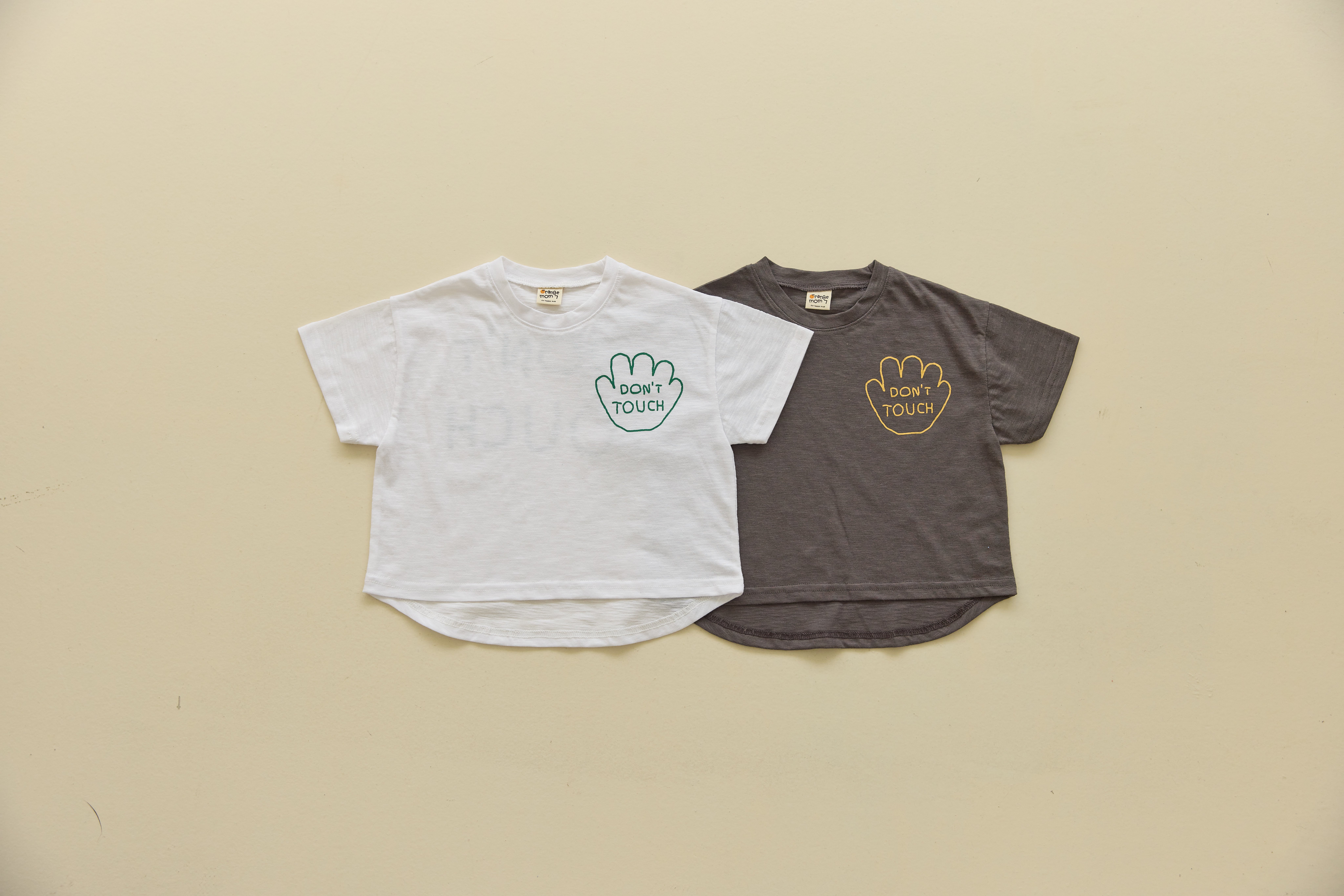 042324手上衣(兩色)