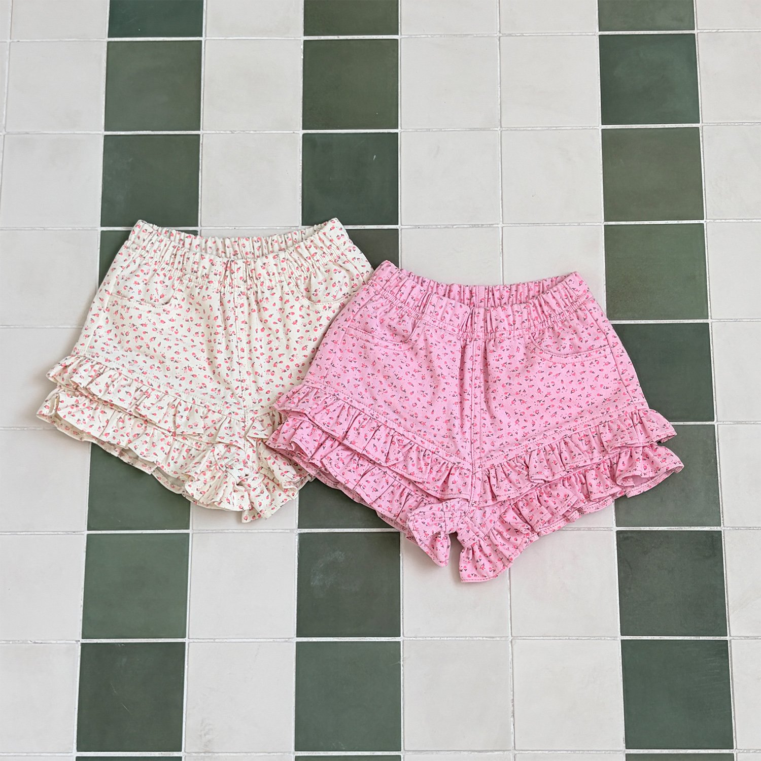 031737花花荷葉短褲(兩色)