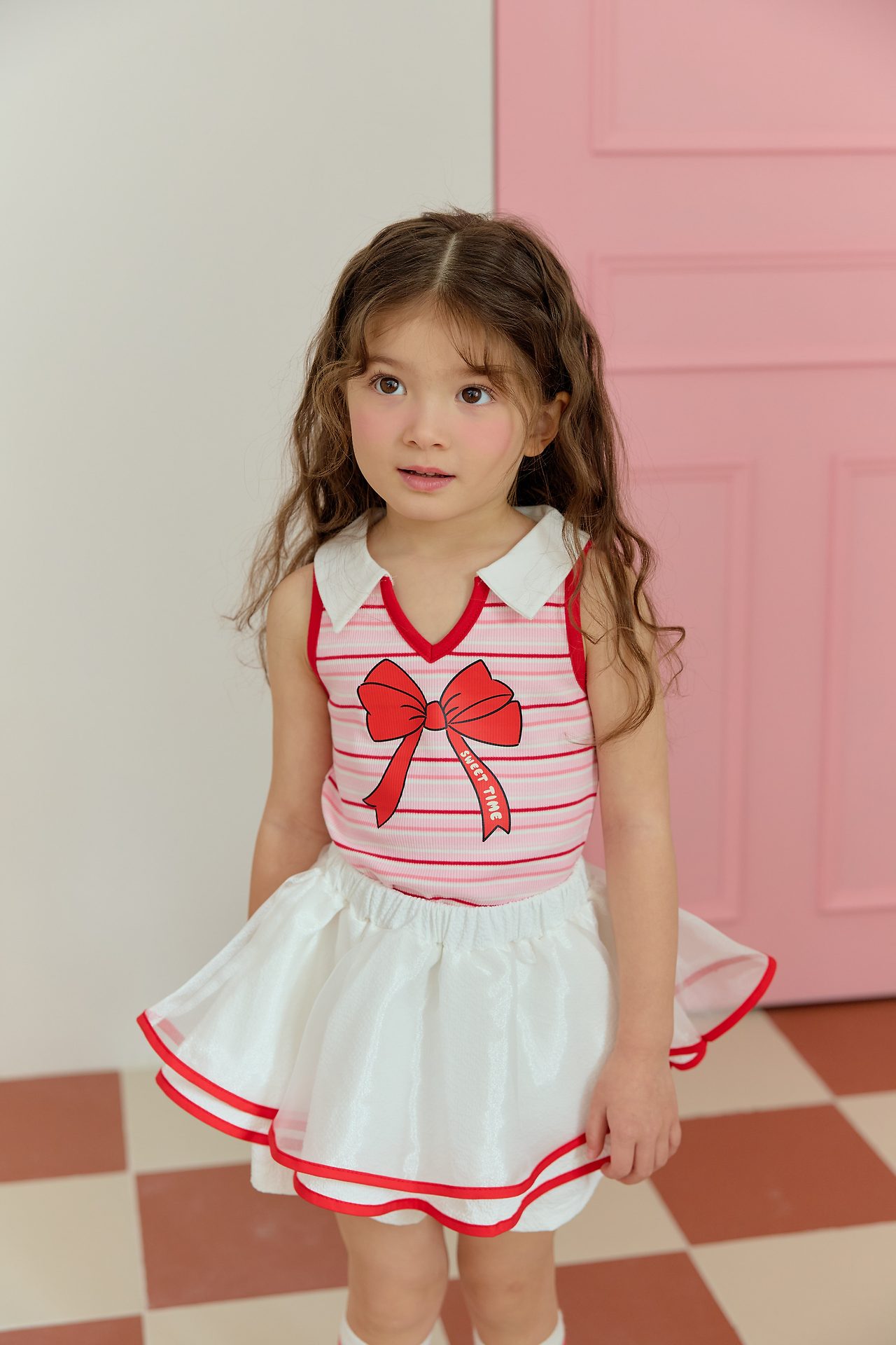 041413翻領蝴蝶結背心(兩色)