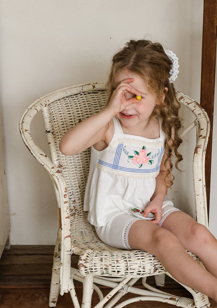 032302刺繡花上衣(白)