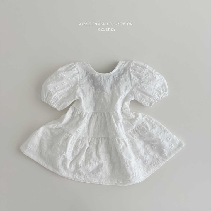 040142優雅白連身裙