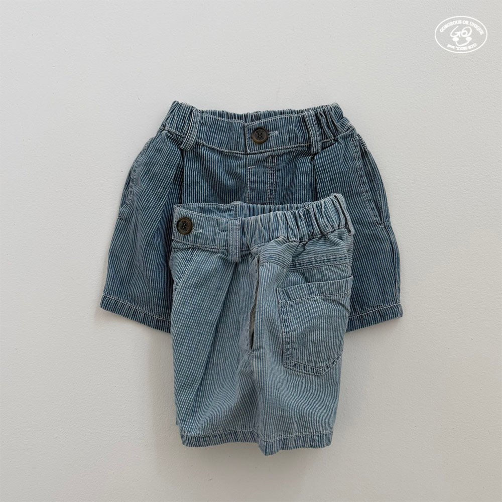 041650直紋牛仔短褲(兩色) 041650直紋牛仔短褲(兩色)