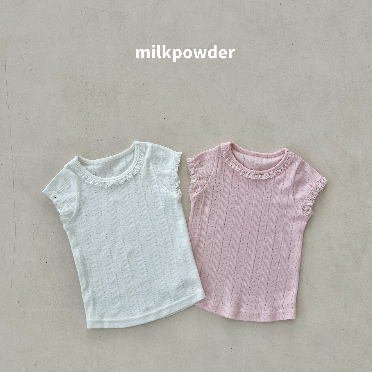 040919蕾絲花邊上衣(兩色) 040919蕾絲花邊上衣(兩色)