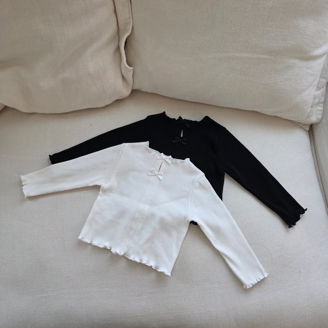 11223蝴蝶結造型上衣(兩色)