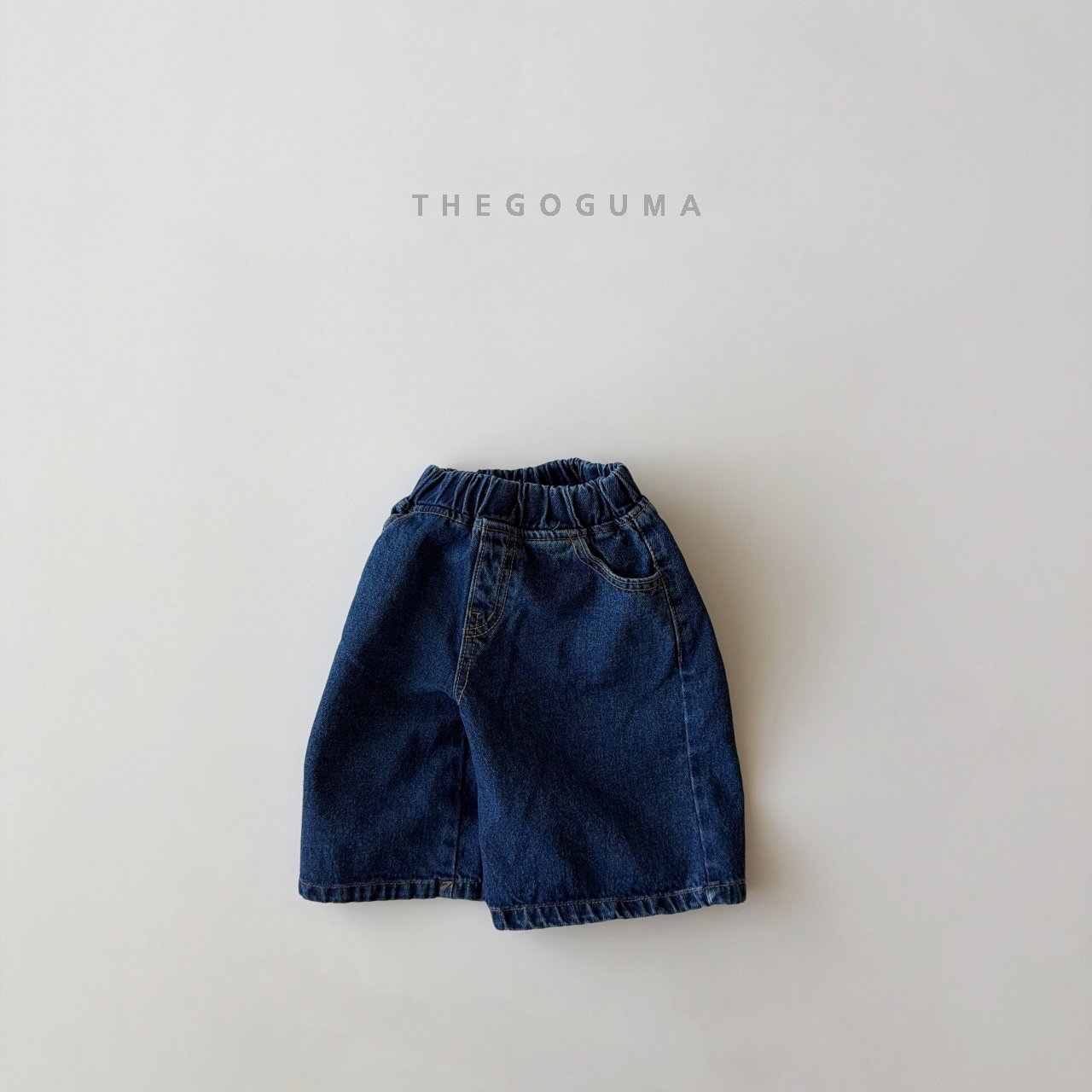 031931後面標籤牛仔短褲(兩色)