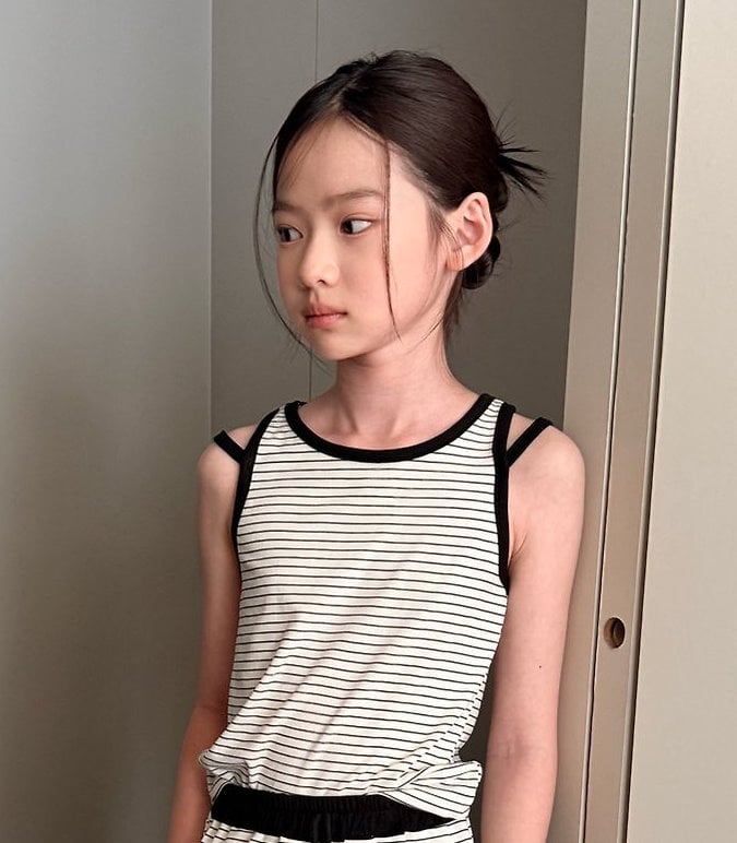 052707條紋背心A 052707條紋背心A