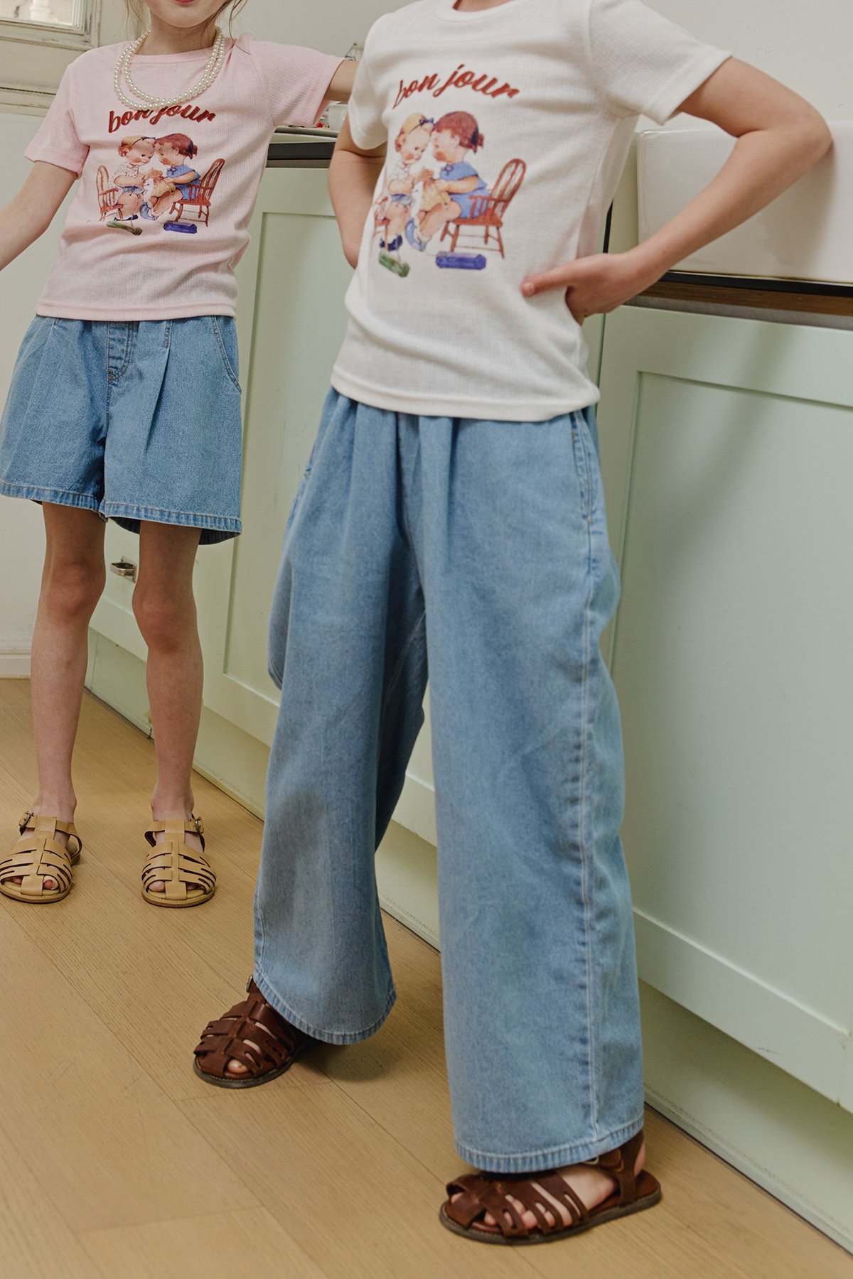 041123淺藍牛仔褲