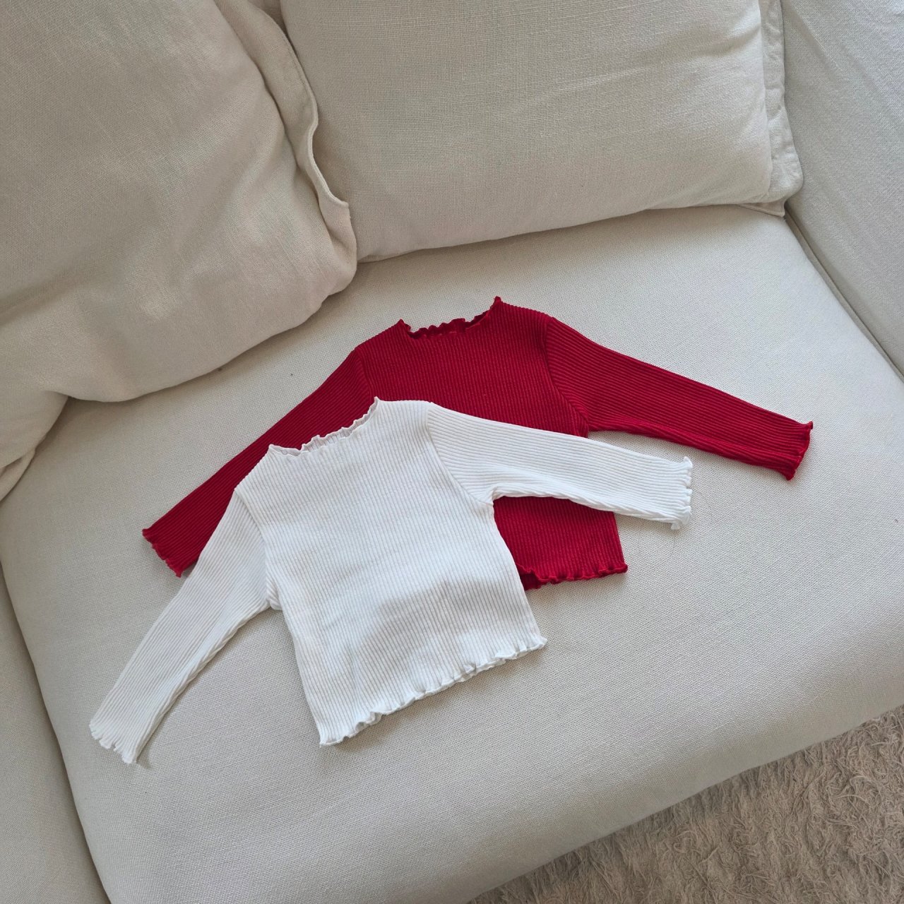 11203捲邊上衣(兩色)