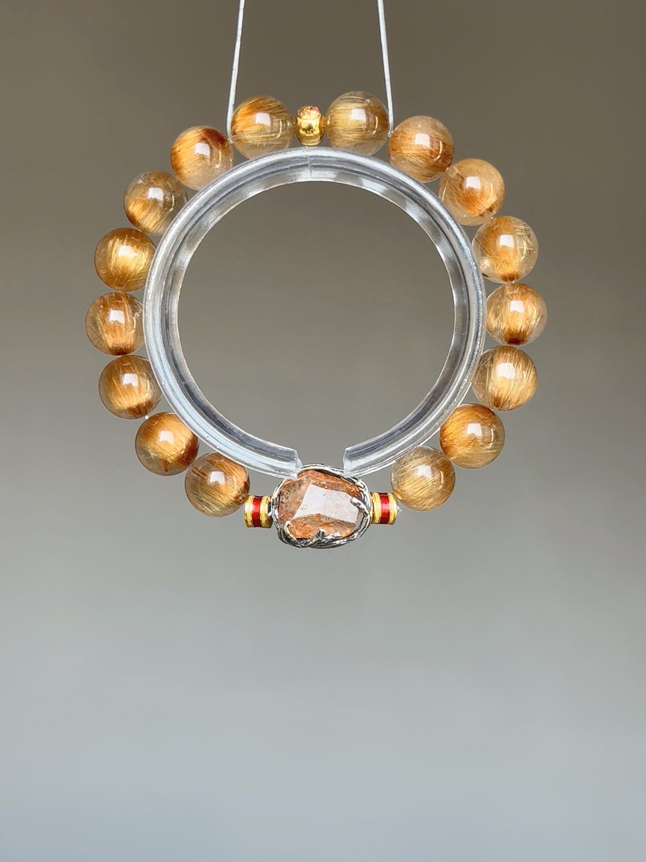 【驕陽烈焰】啟動「絕對自信 x 爆發性財富」的 頂層大女主磁場