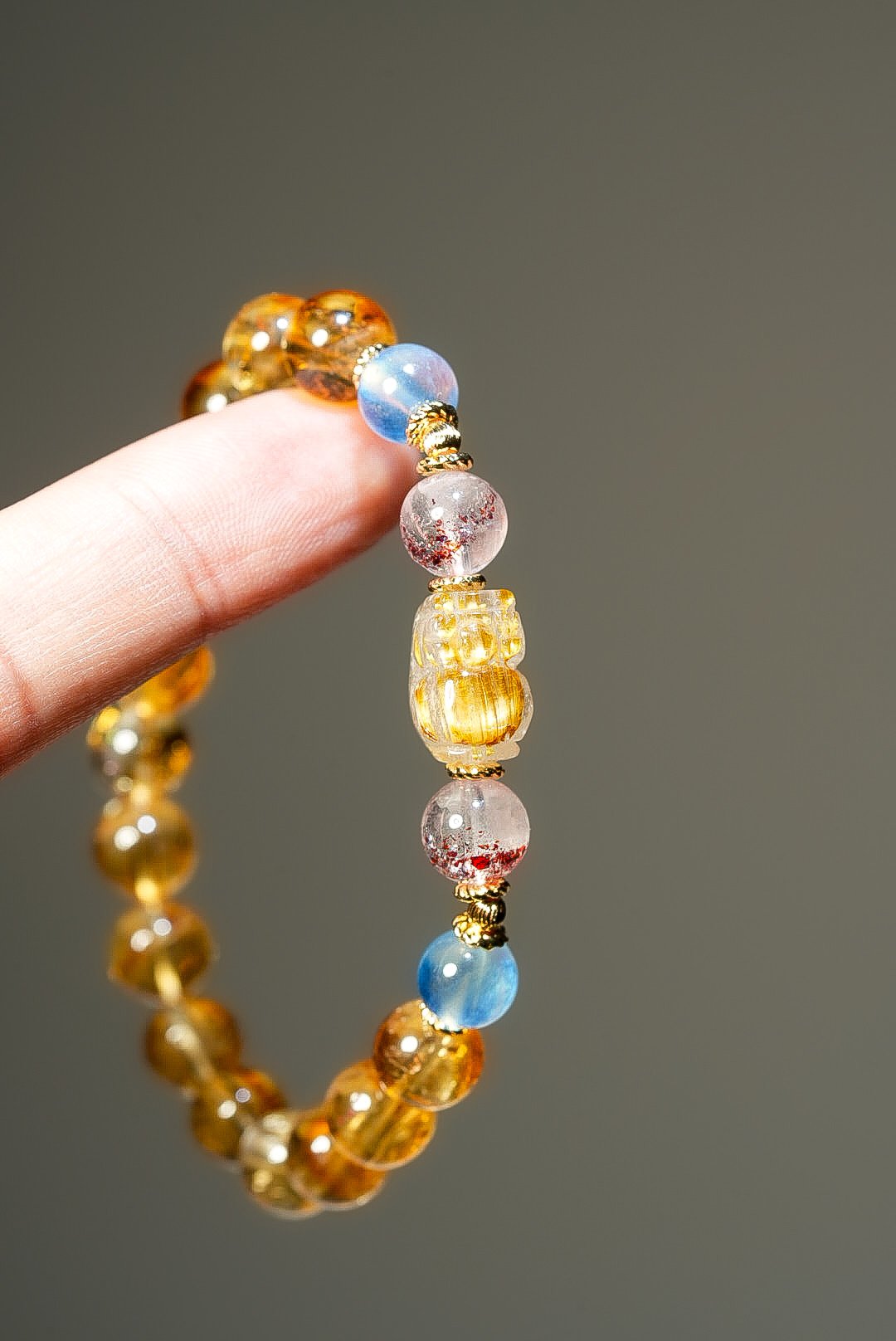 【全能通殺・高EQ招財】Rosa.G 海穹御金｜黃塔晶 𝘹 海藍寶 𝘹 超七草莓晶 𝘹 鈦晶貔貅手鍊