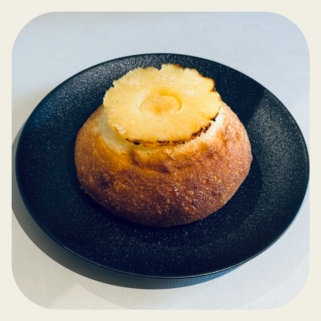 鳳梨北海道乳酪-山麵包