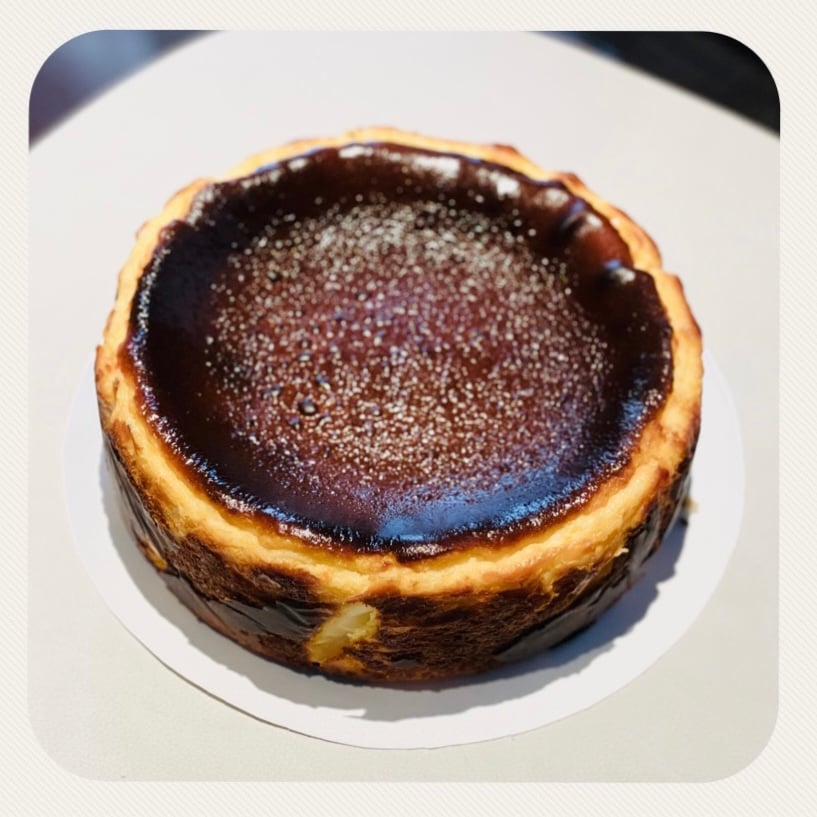 鹹蛋黃北海道焦乳酪（7吋整模）