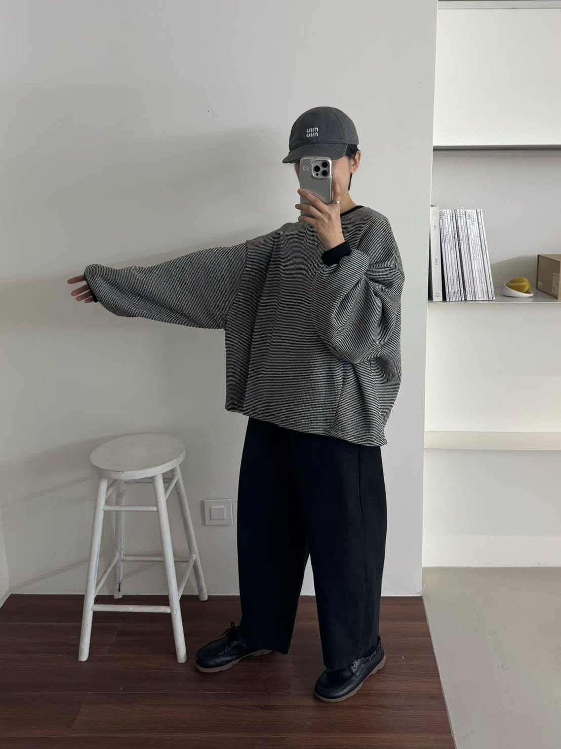 圓領車線上衣 26011516