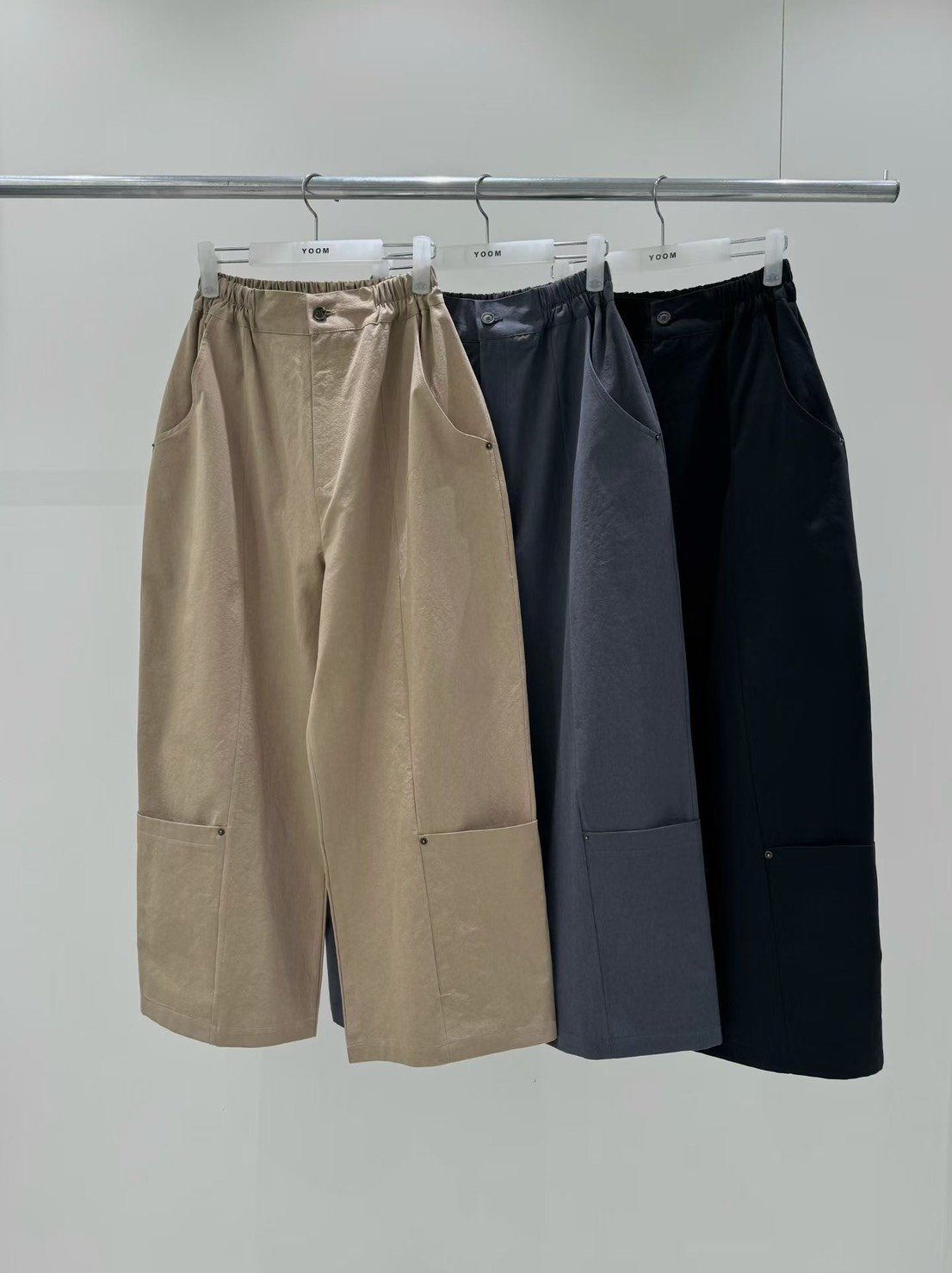 大口袋質感寬褲 26011502