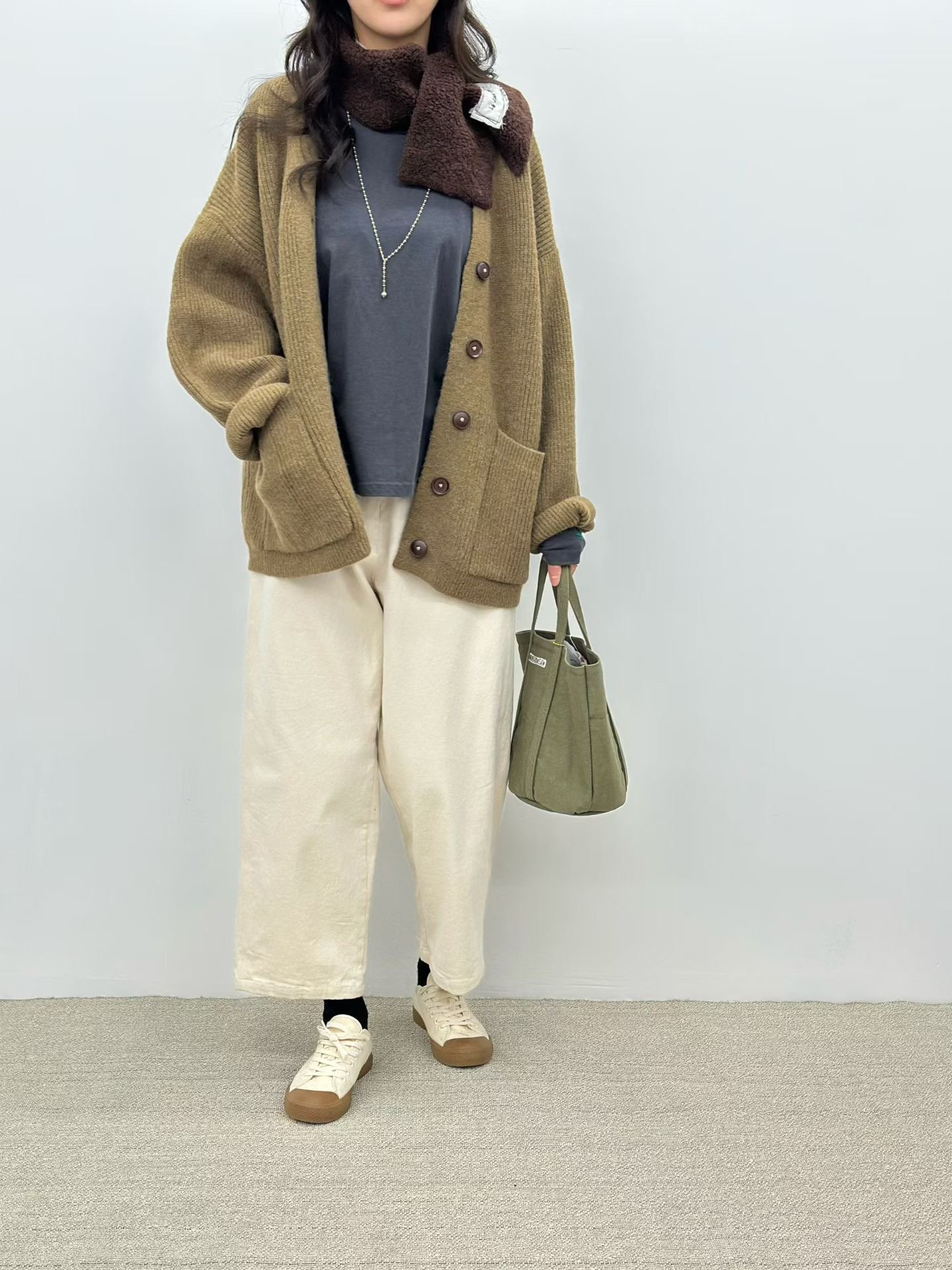 V領針織外 26010713