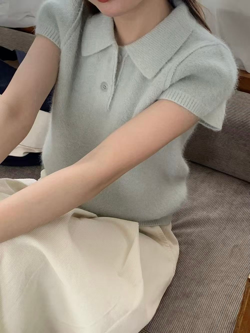 小翻領短袖針織上衣