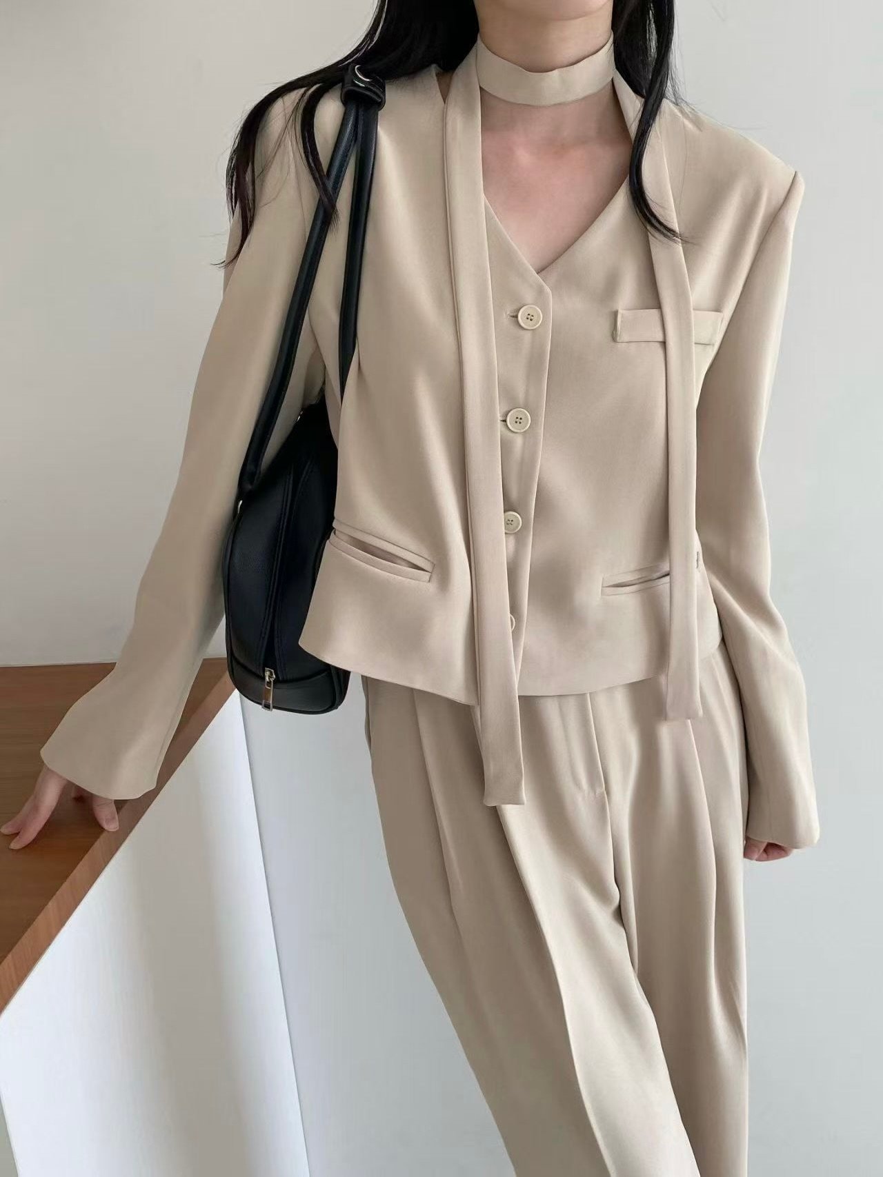 質感俐落綁帶西裝套裝(外套+長褲可拆售）