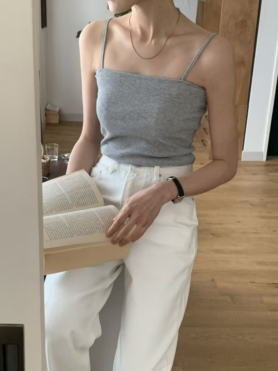 百搭細肩平口坑條背心