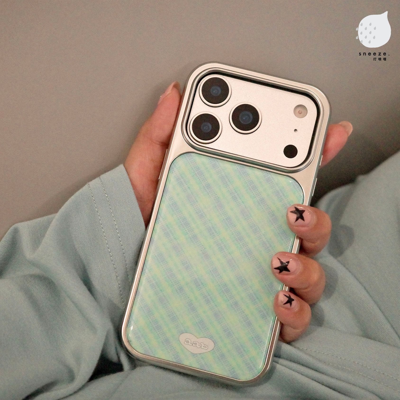 沁涼清新格紋殼