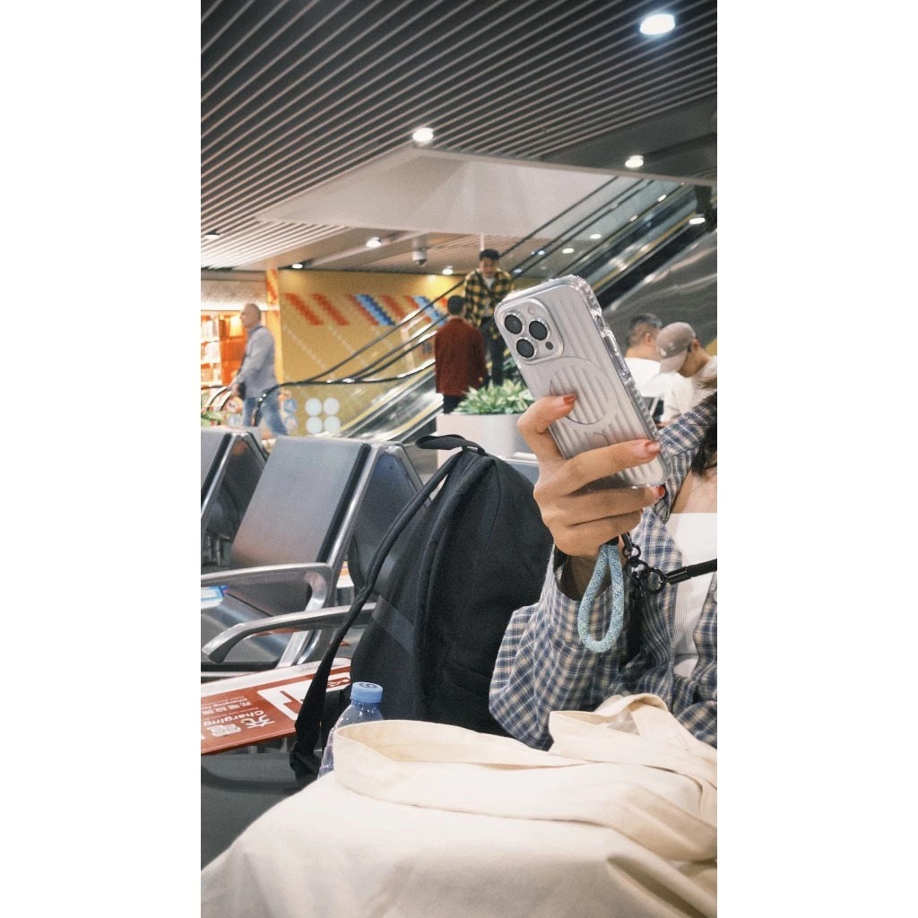 霧面瓦楞防摔磁吸殼