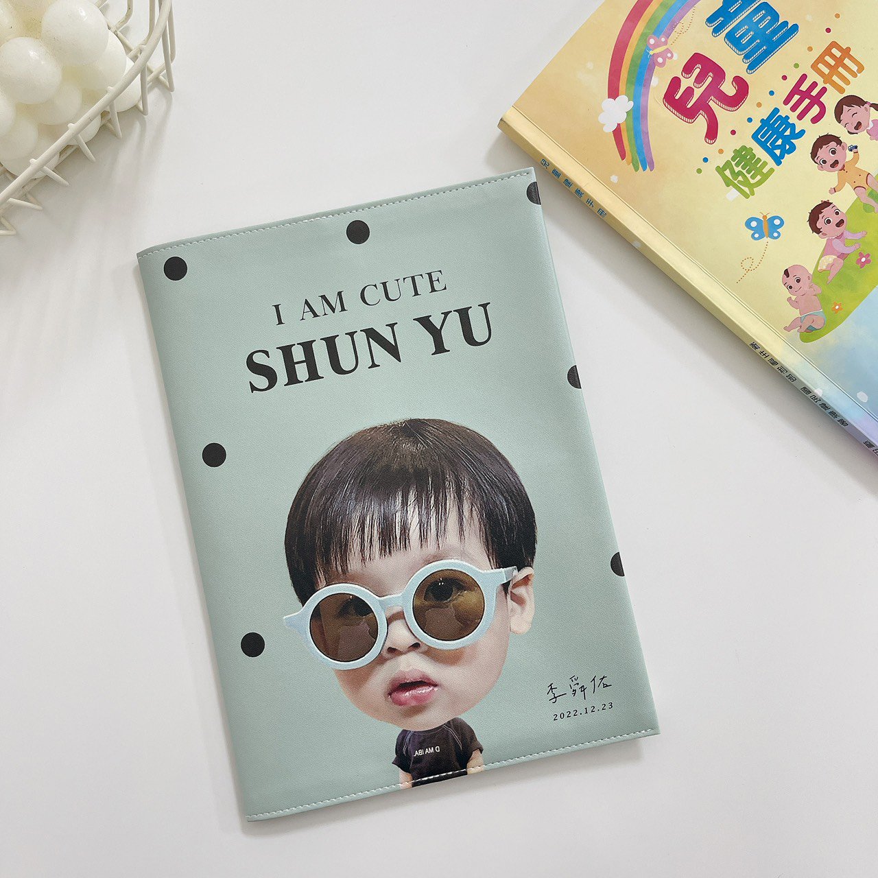 客製 ｜皮革寶寶手冊套 (點點款 可客製底色)