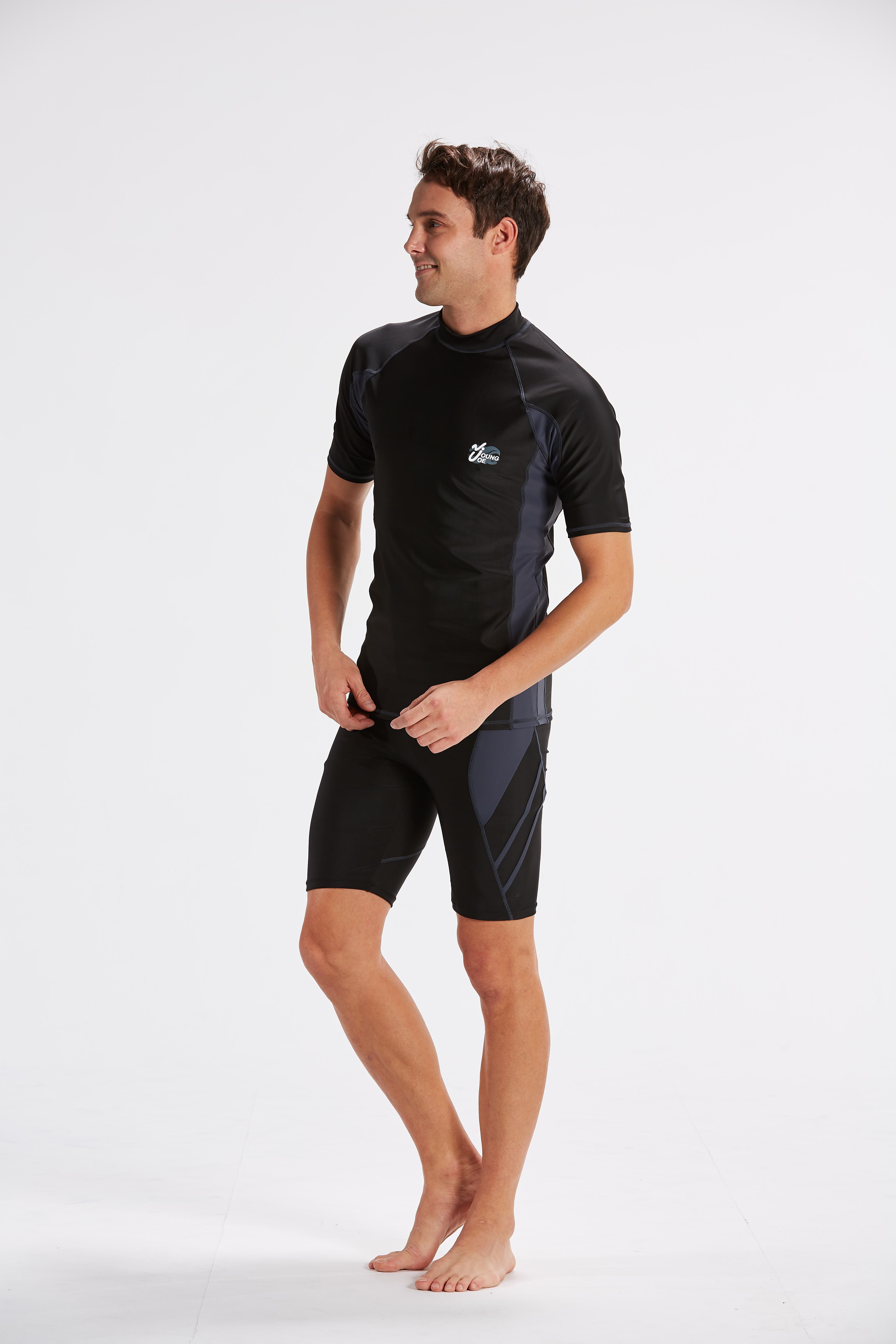 Young Joe 揚捷泳裝 大男黑灰剪接短袖上衣(不含褲子)