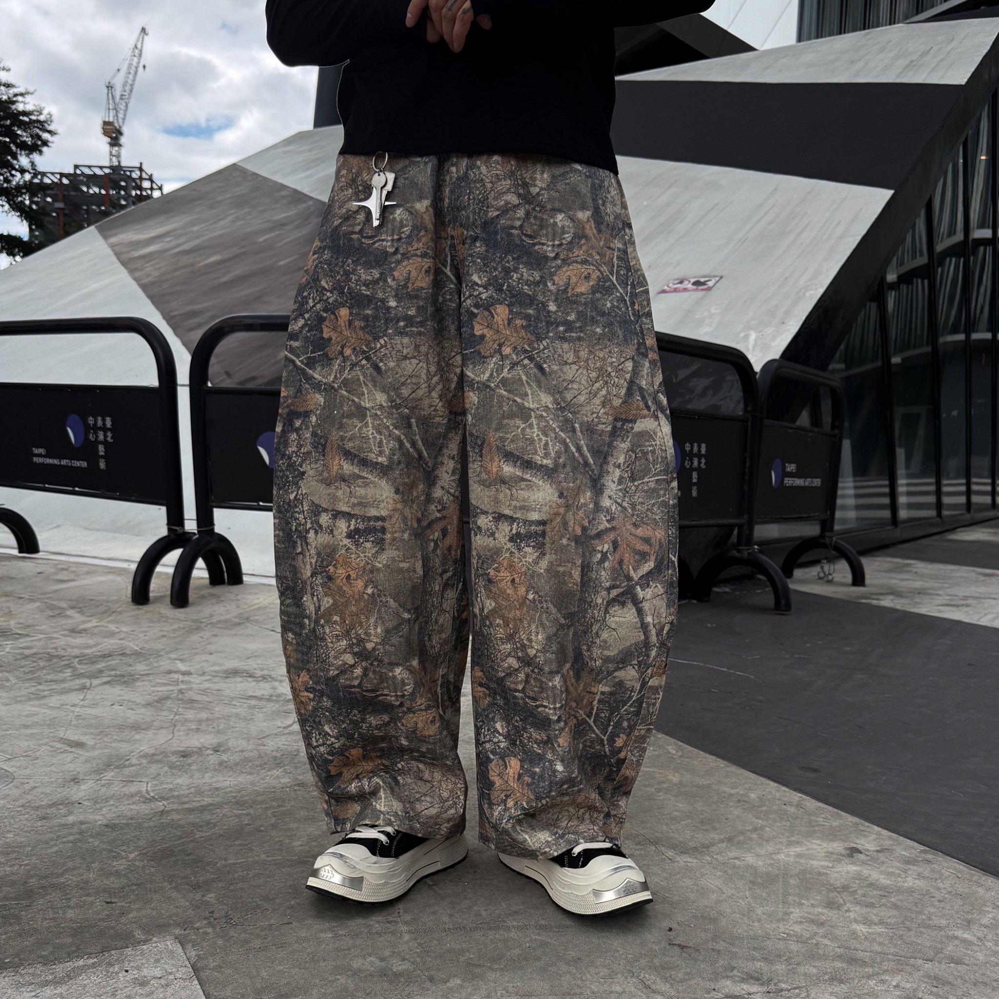 街頭樹枝迷彩寬版落地褲