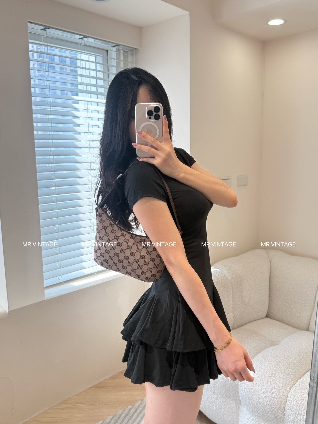 Gucci老花餃子包