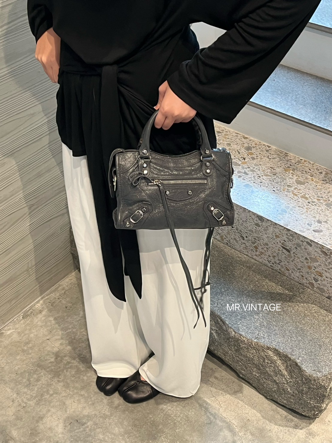 Balenciaga 迷你機車包(灰銀)