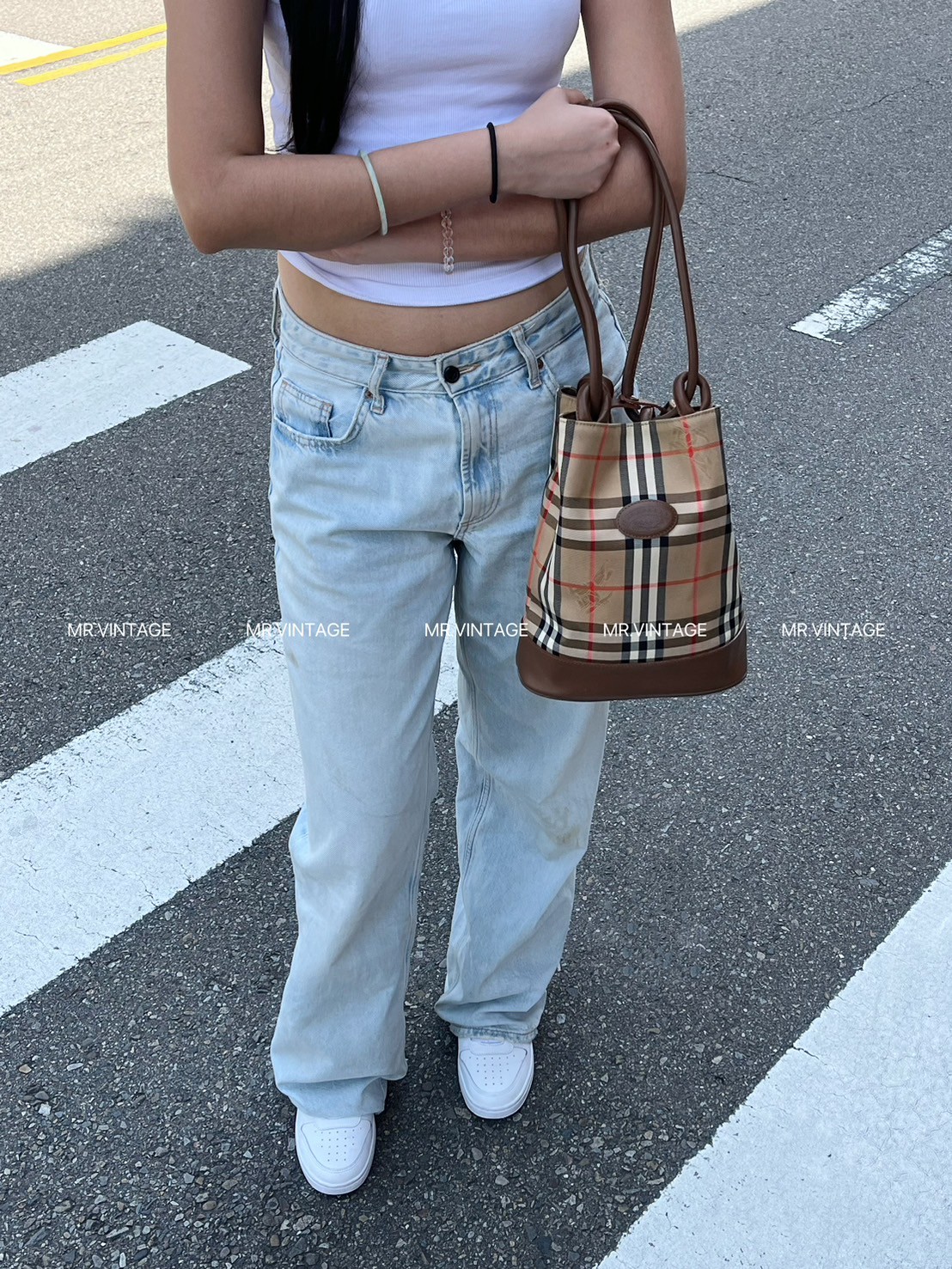 Burberry水桶包/手提/斜背