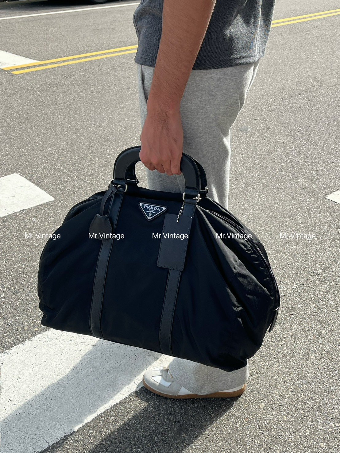 Prada尼龍旅行袋