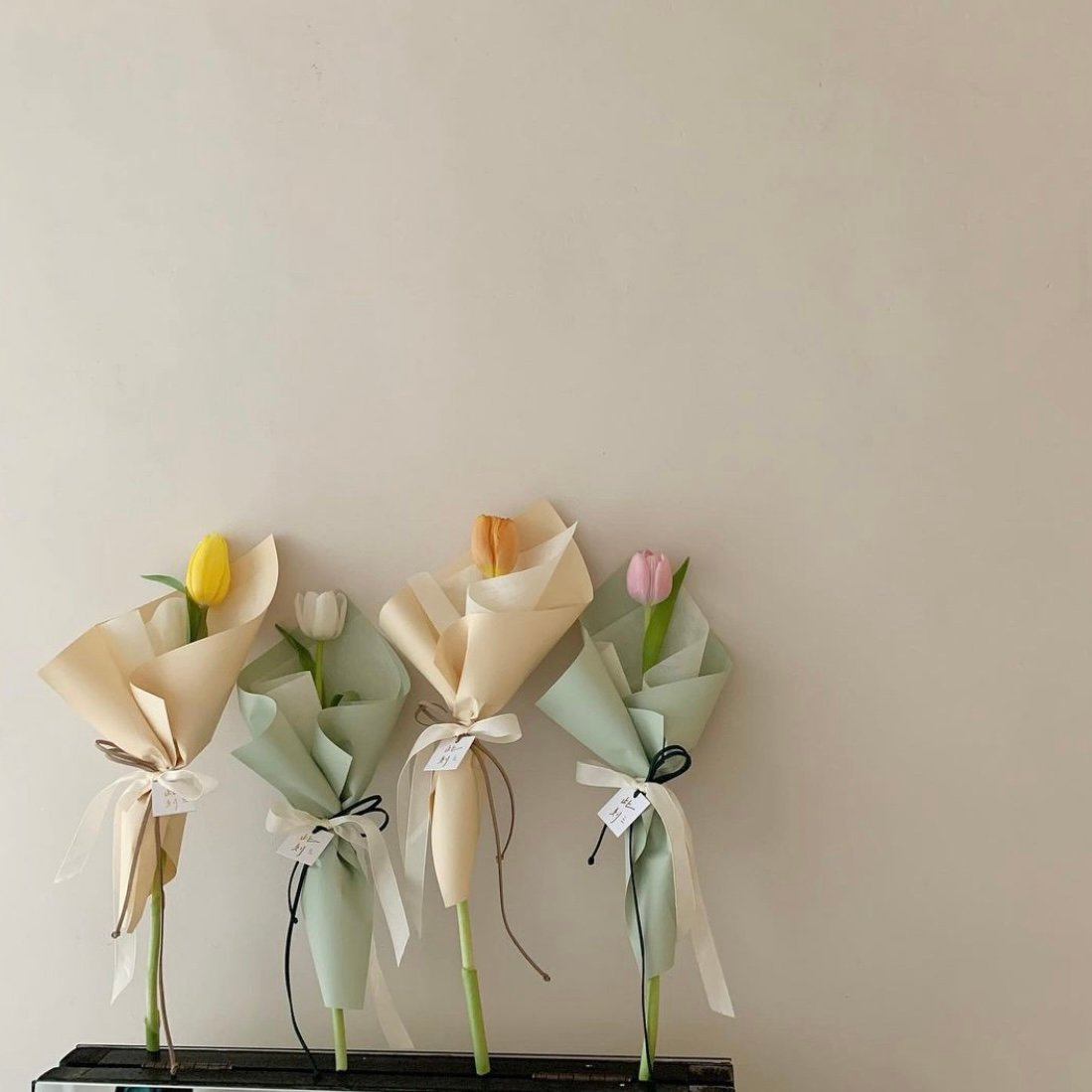 單支鬱金香花束