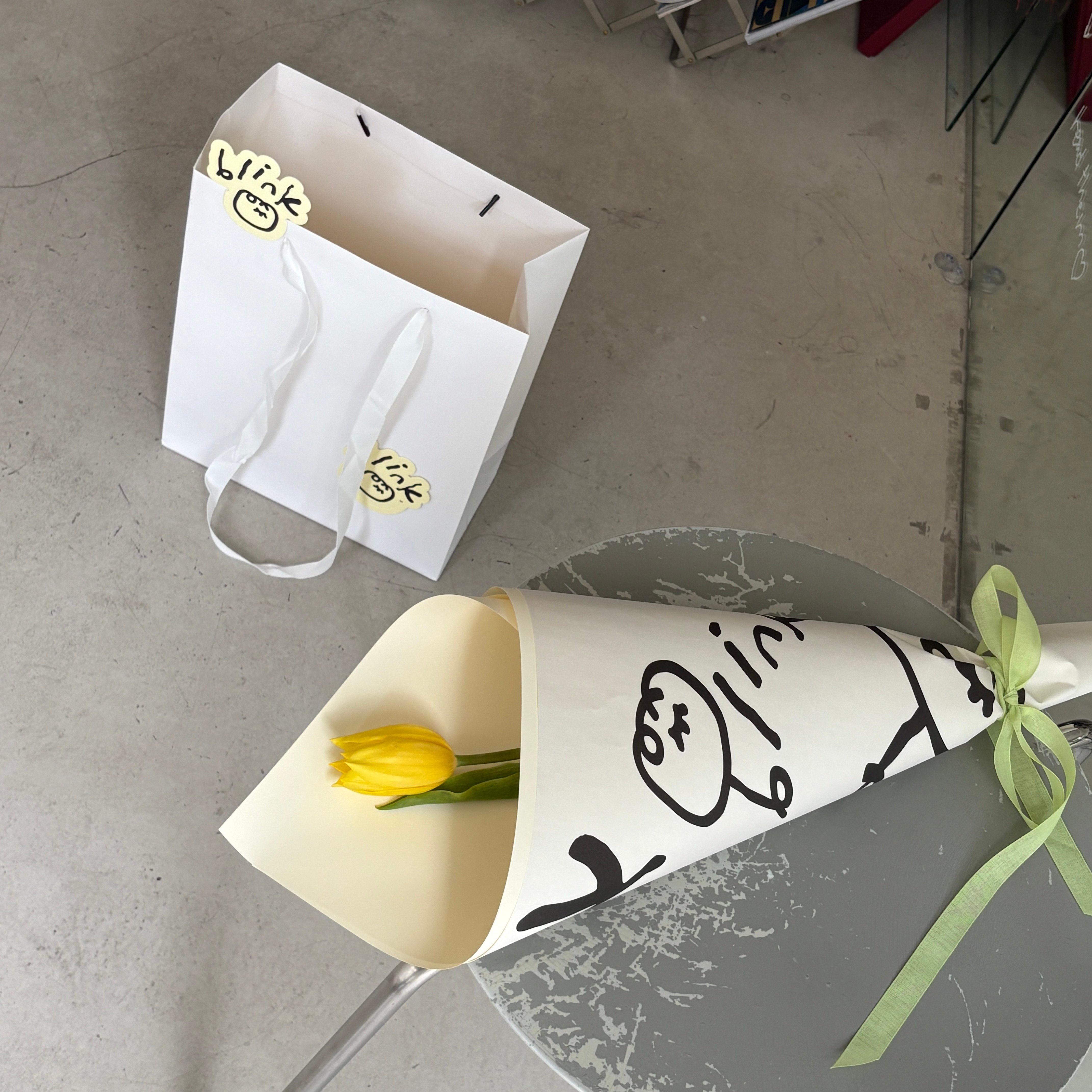 Yellow Tulip Bouquet (White)