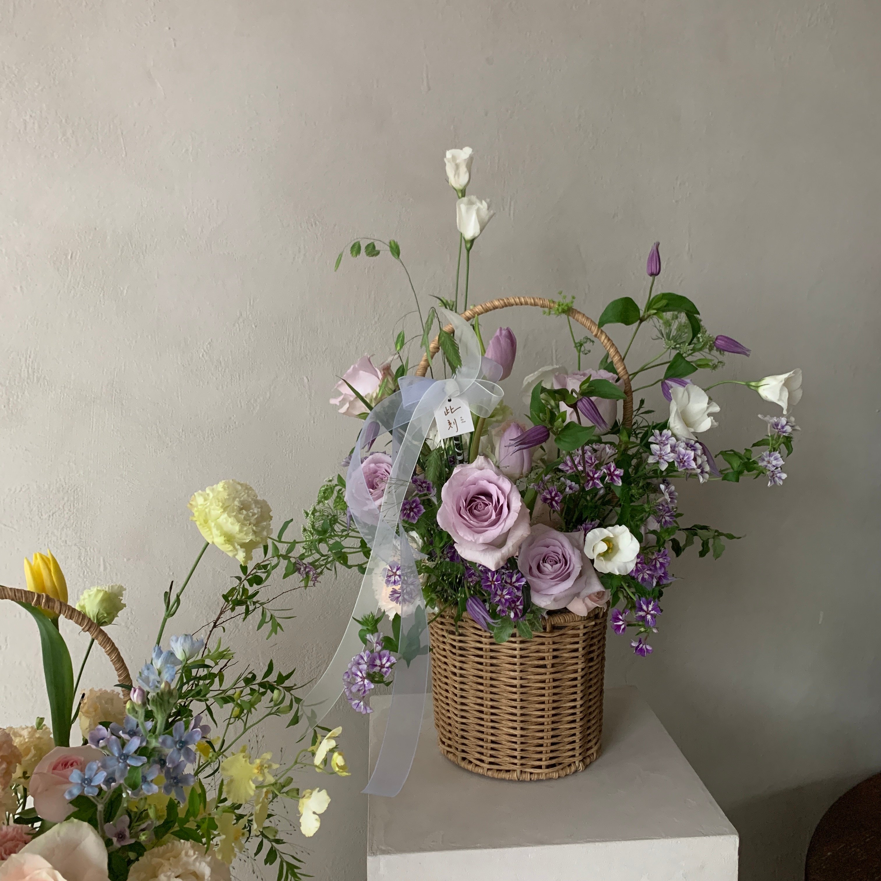 此刻圓直筒花籃 - 白紫色系