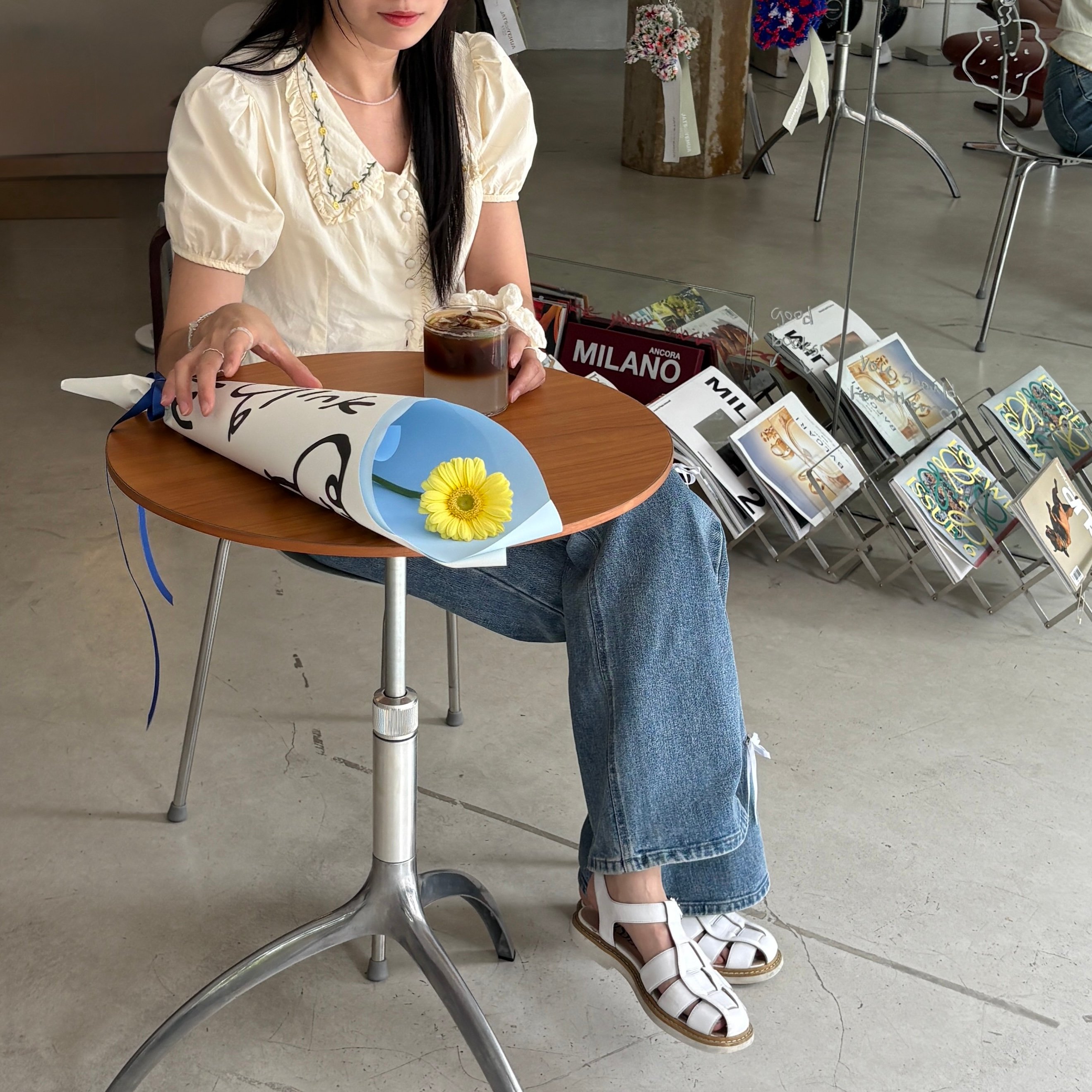 Yellow Gerbera Bouquet (Blue)