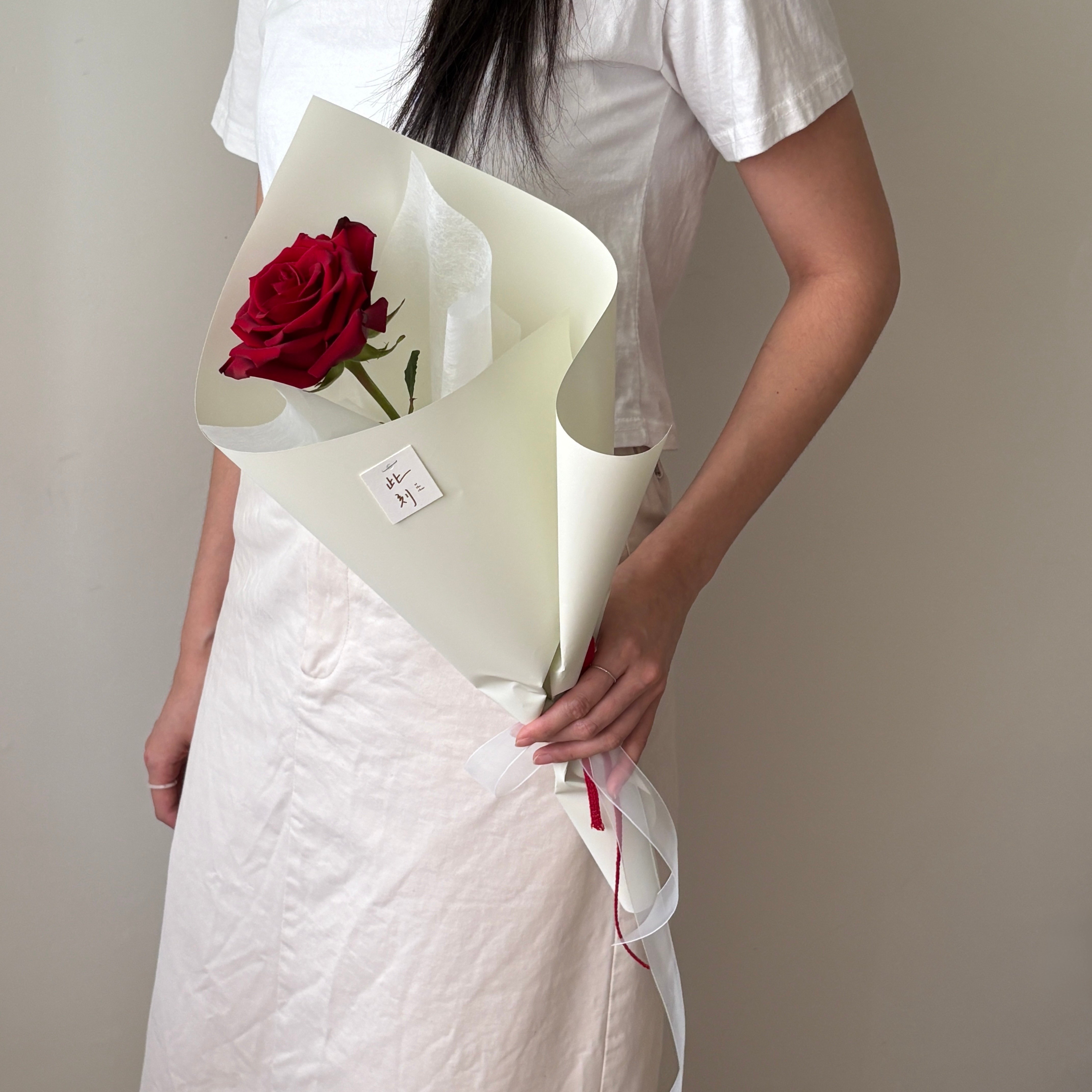 Red String - Red Rose